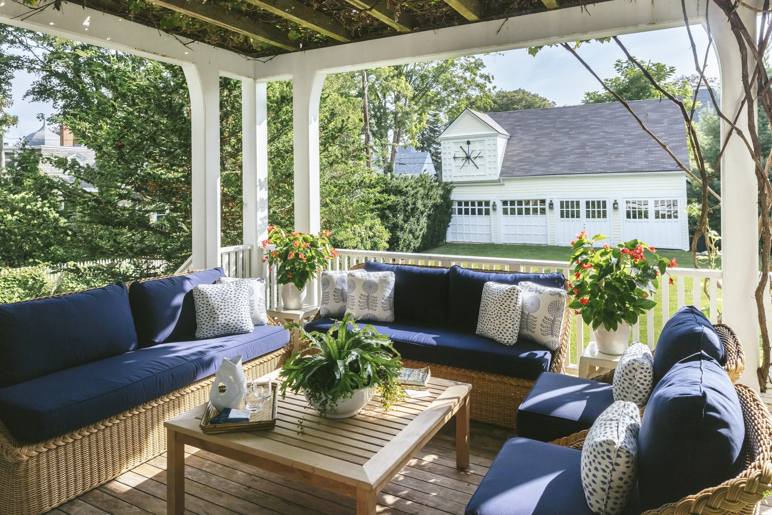 MegBraffNPT19_Patio_1.jpg