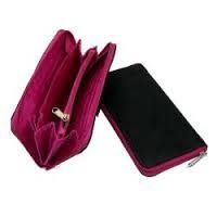 Vickie Recycled Tire Wristlet