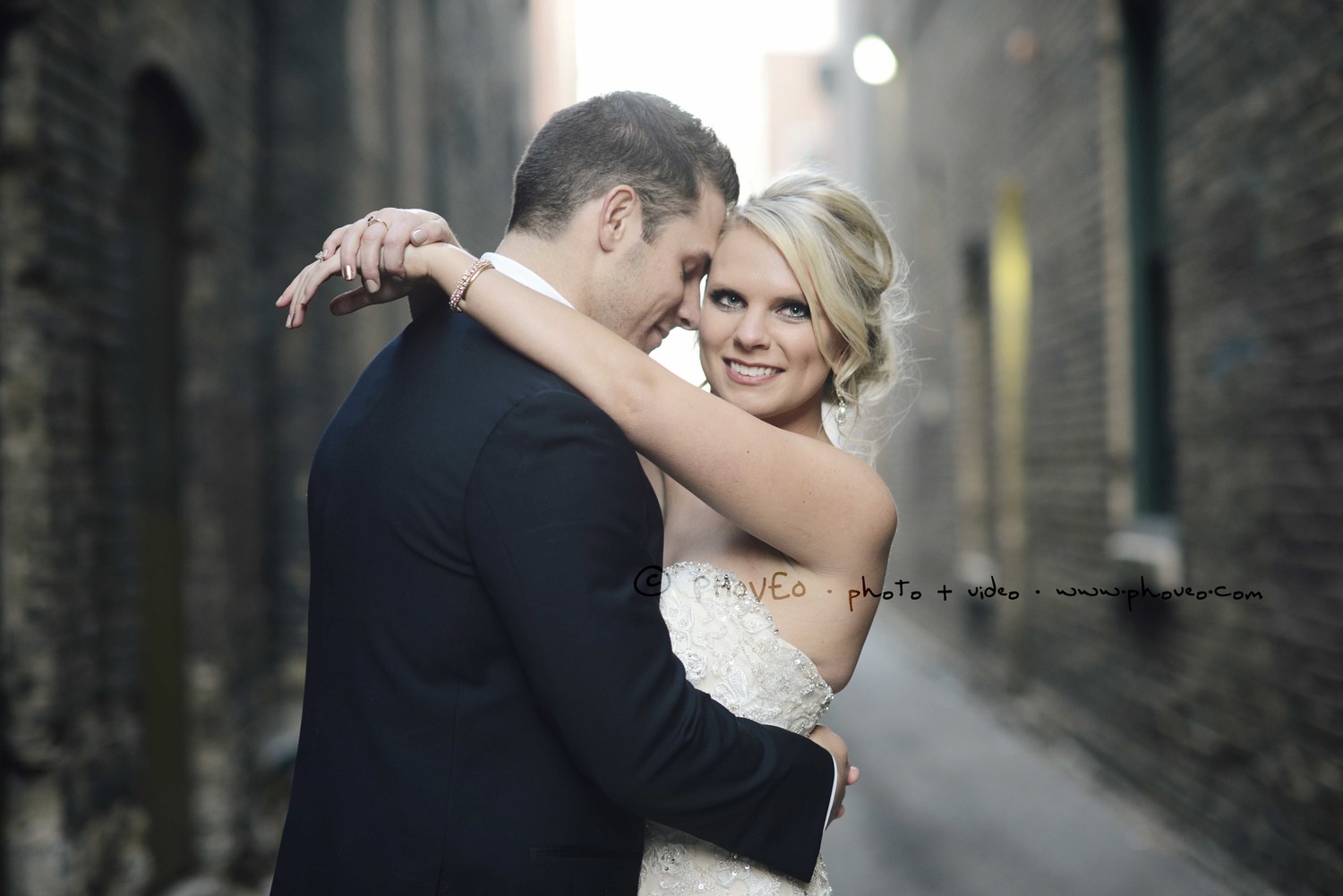 Alyssa + Mike | St. Paul, MN