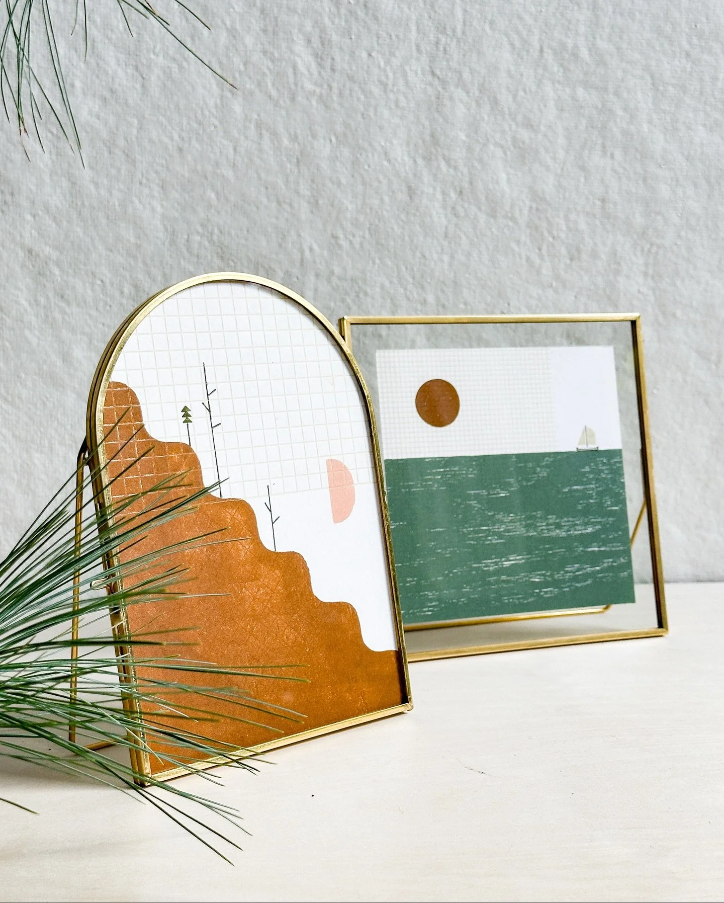 New Large Framed Prints are now available&mdash; and there&rsquo;s only one of each of these beauties! I hope you love them as much as I do! Which shape is your favorite??
⠀⠀⠀⠀⠀⠀⠀⠀⠀
&bull;
&bull;
&bull;

#oneofakind #artgift #framedart #framedprints 