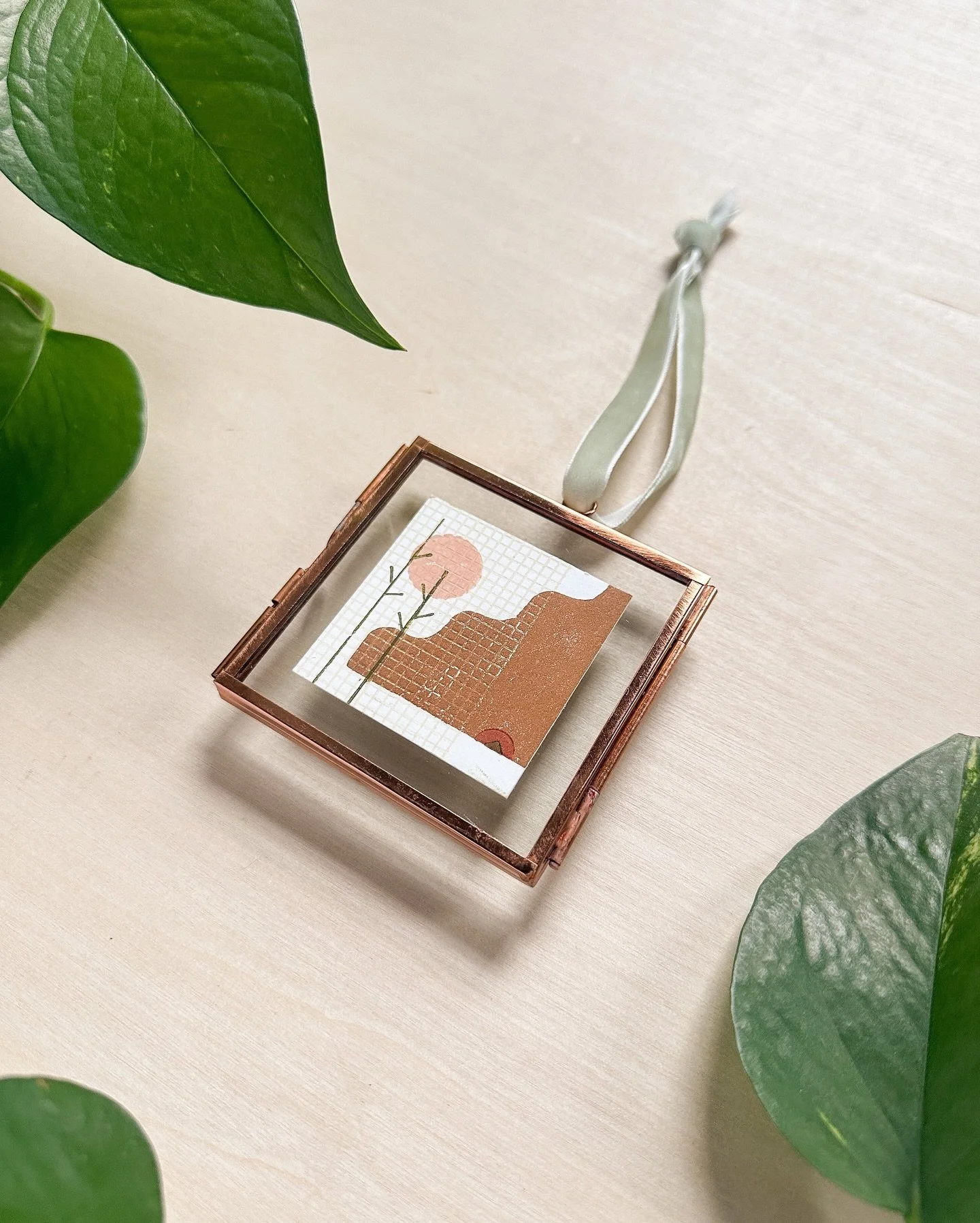 Huge thanks to everyone who shopped the Annual Seconds Sale last week! Orders are shipping out today &amp; tomorrow. ✨ If you missed it, join the newsletter to be sure you don&rsquo;t miss it next year!
⠀⠀⠀⠀⠀⠀⠀⠀⠀
My next event is the @handmadearcade 