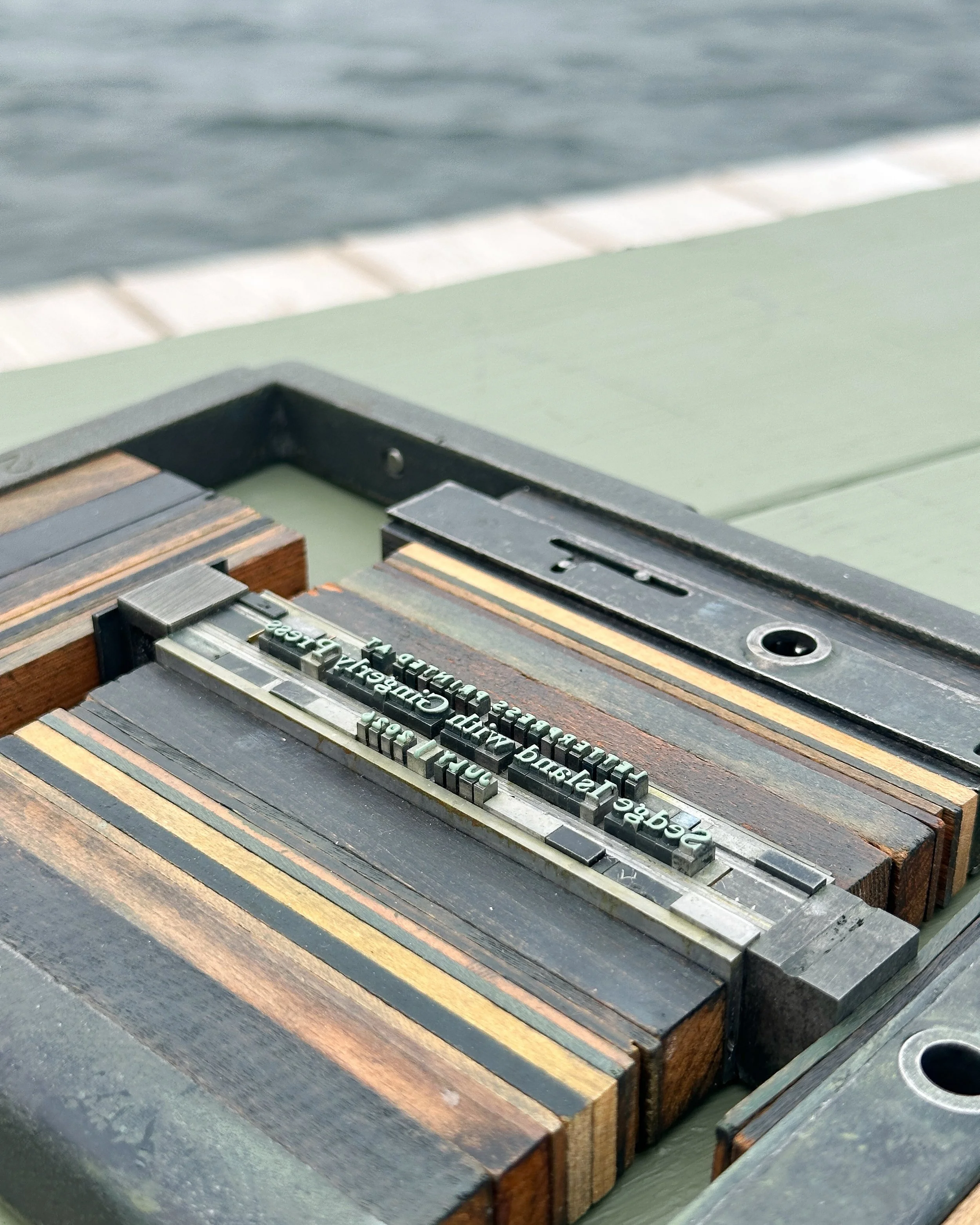 This time last week I boated three presses into Sedge Island in New Jersey&rsquo;s coastal salt marsh to lead a letterpress printing workshop for an eager group of adventurers, biologists &amp; budding printers&mdash;and it was SO AMAZING!!! 
⠀⠀⠀⠀⠀⠀⠀
