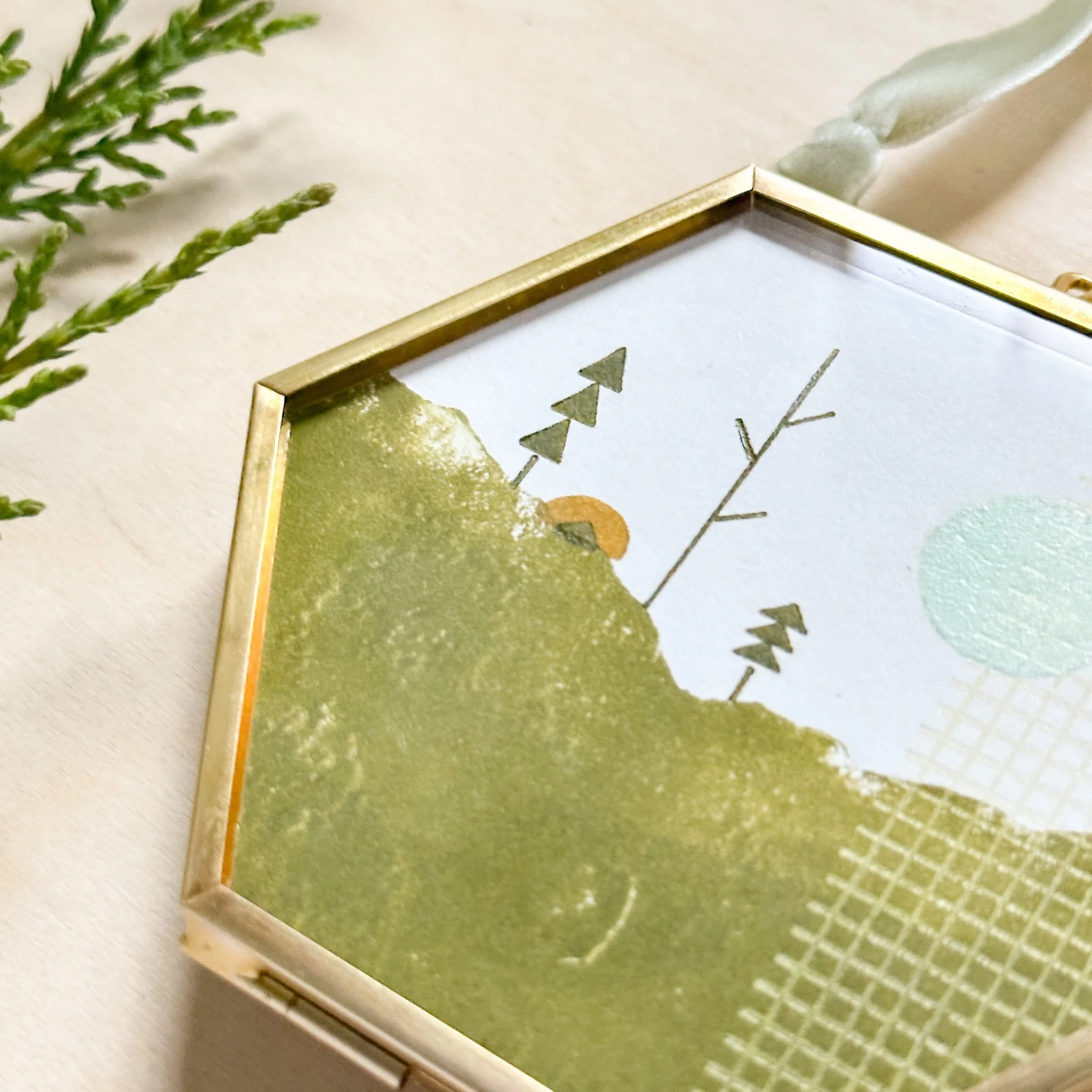 Hexagon Petite Print 03