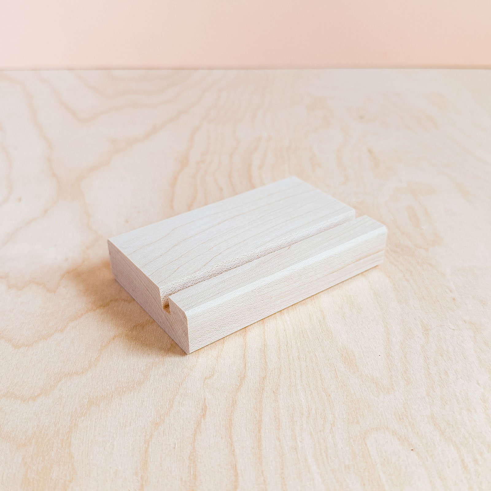 desk-calendar-wood-stand-detail-sqweb.jpg