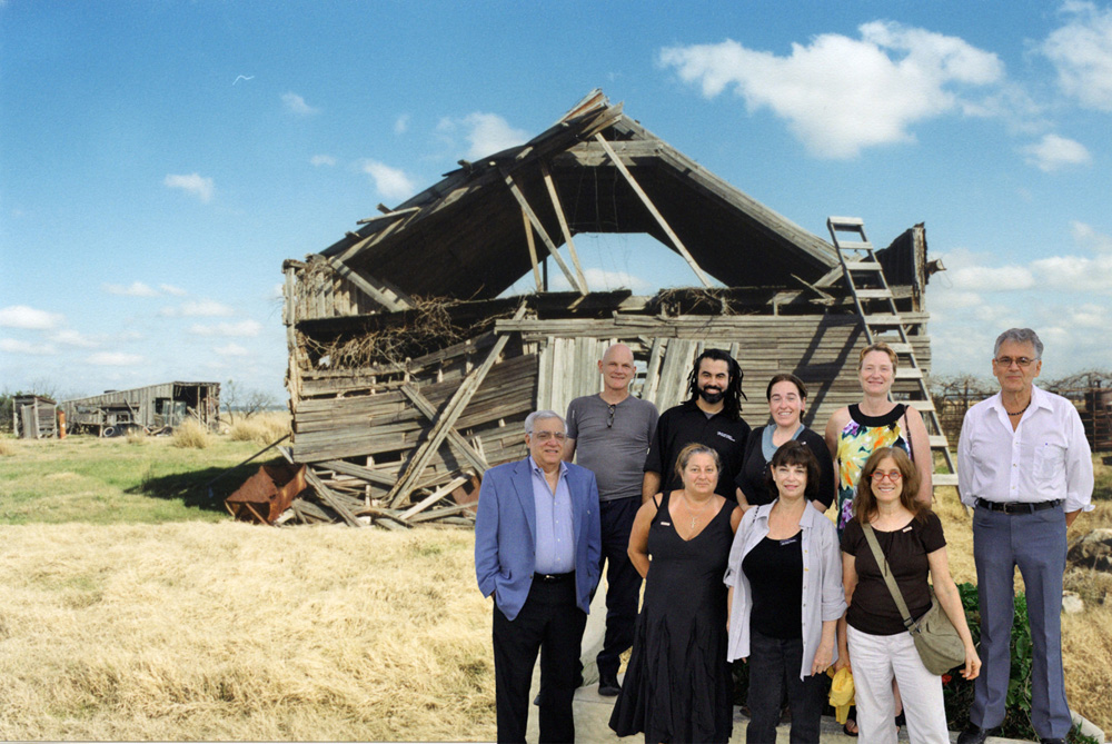 tour1_barn_sm.jpg