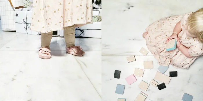 Dress Louisa Misha ( www.misslemonade.pl ) | Golden thighs ( www.hm.com ) | Pink mocks ( www.minimocksshop.com ) | Wooden domino Blocks Pinch toys ( www.pinchtoys.com ) 