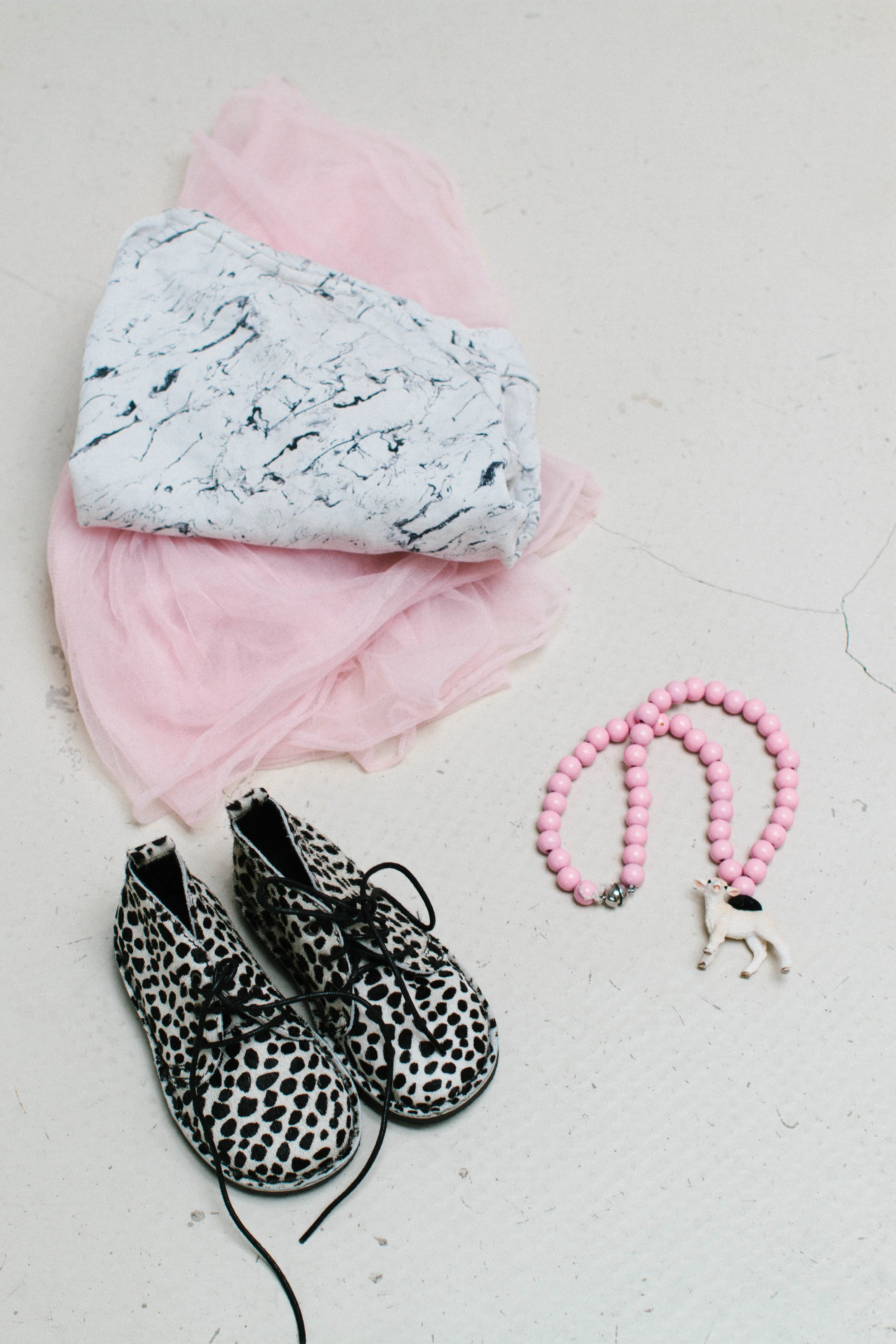 Shoes: Rainbowandsnow Necklace: Piratesandponies Sweater: Popupshop