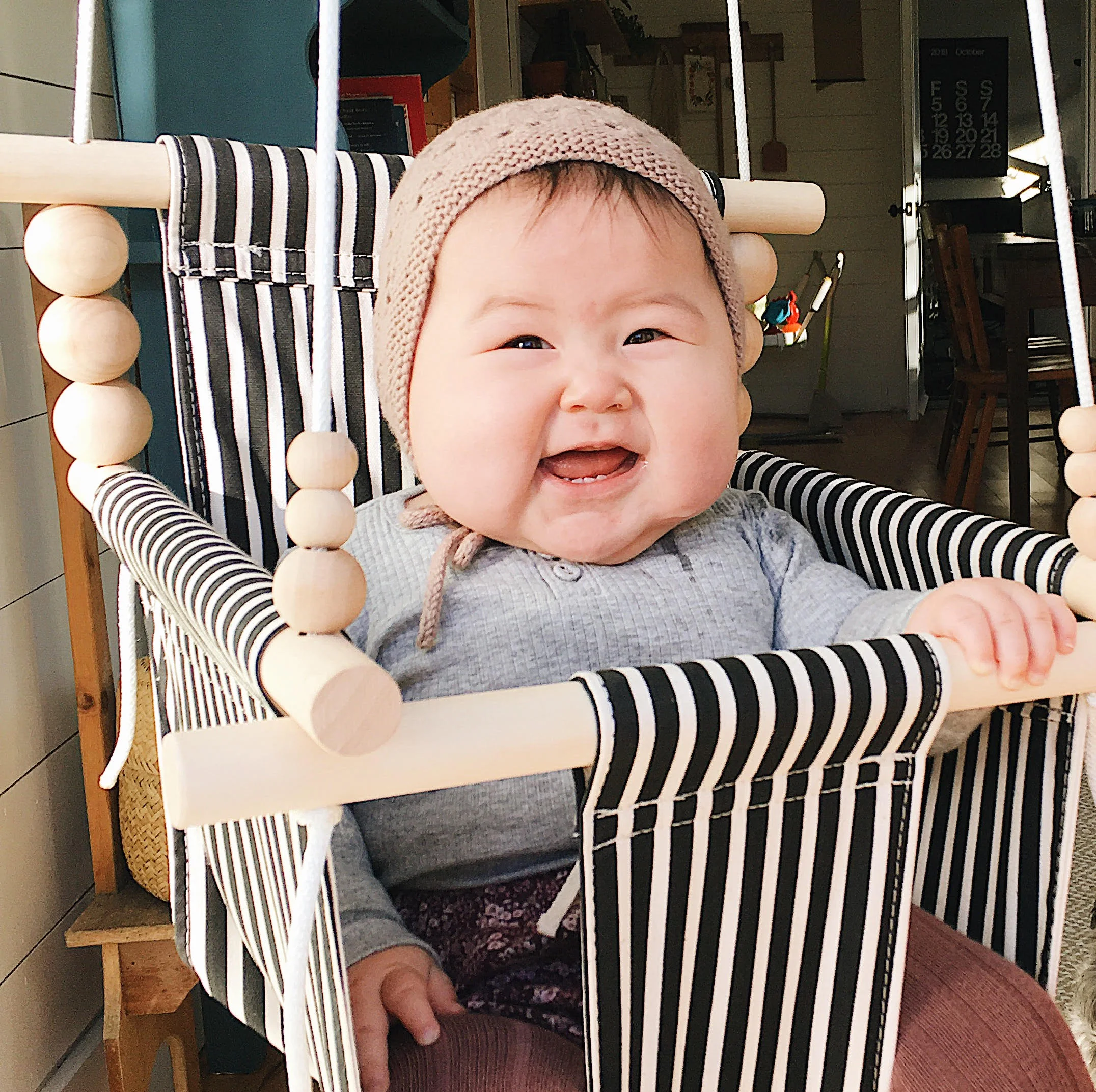 Sweet Swinging: Modern Baby + Toddler Swings | @RichelleBergen