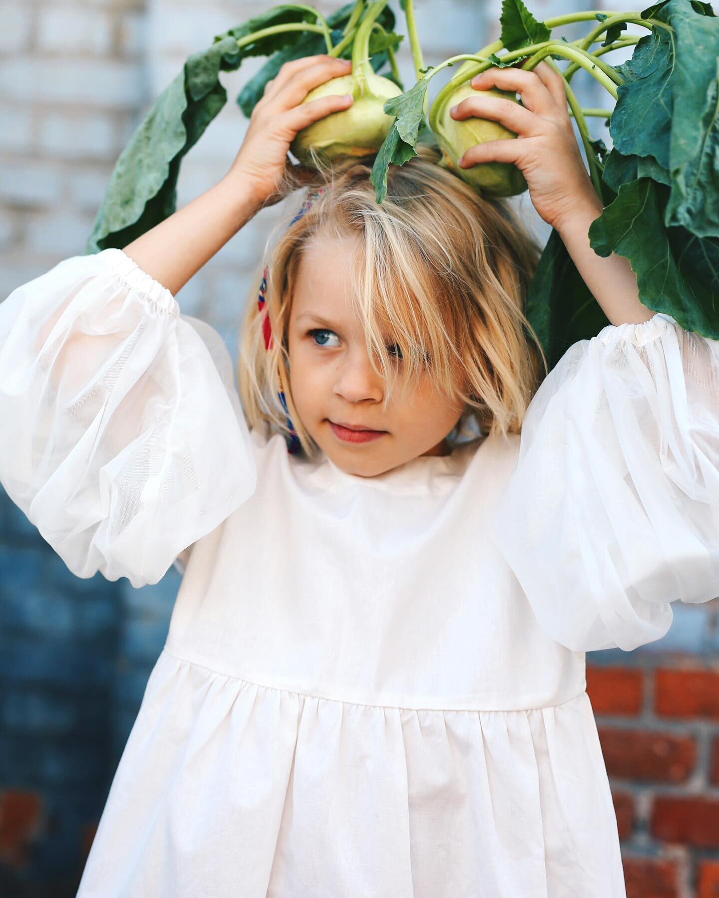 The gorgeous new collection from @cacane_pl is here 🍃different textures, joyful colours, soft organic fabrics,
simple yet sophisticated cuts.
wear these pieces everywhere!