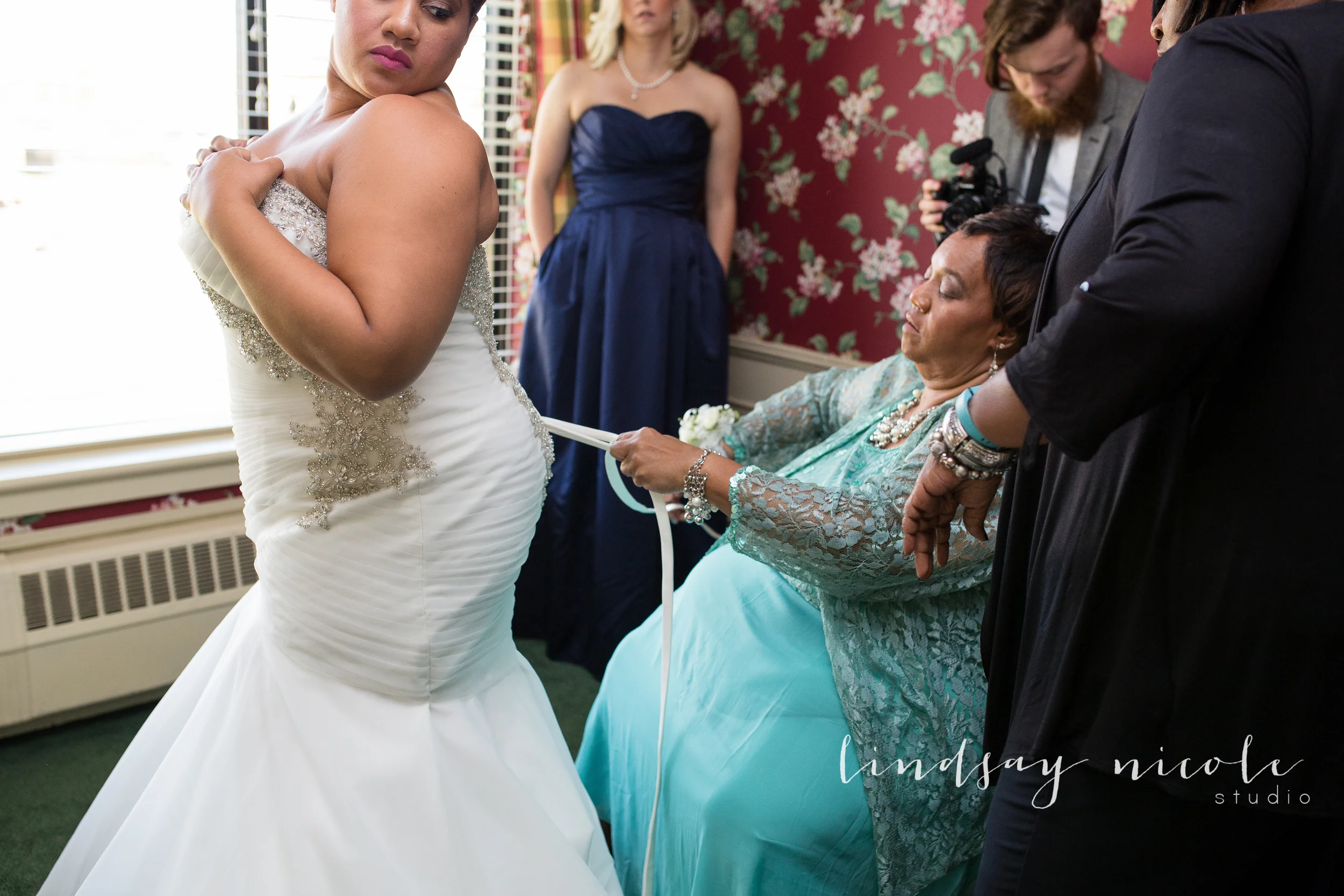 Sylvania_Ohio_Country_Club_Wedding_Carson-20.jpg