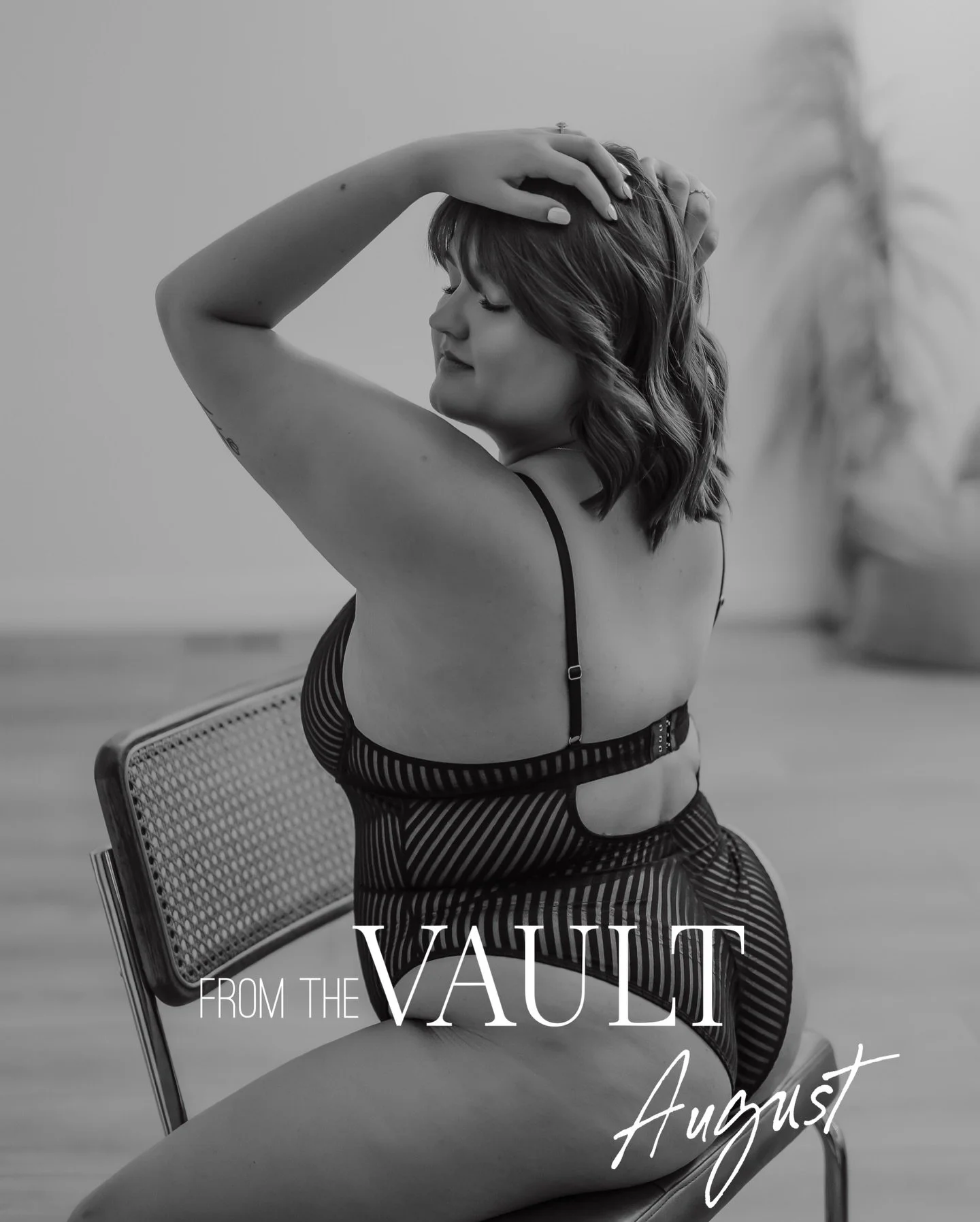 Catching up and playing with 🔥

😎

MUA: @beautybysarahw 
Hair Styling: @tylers_hair_world