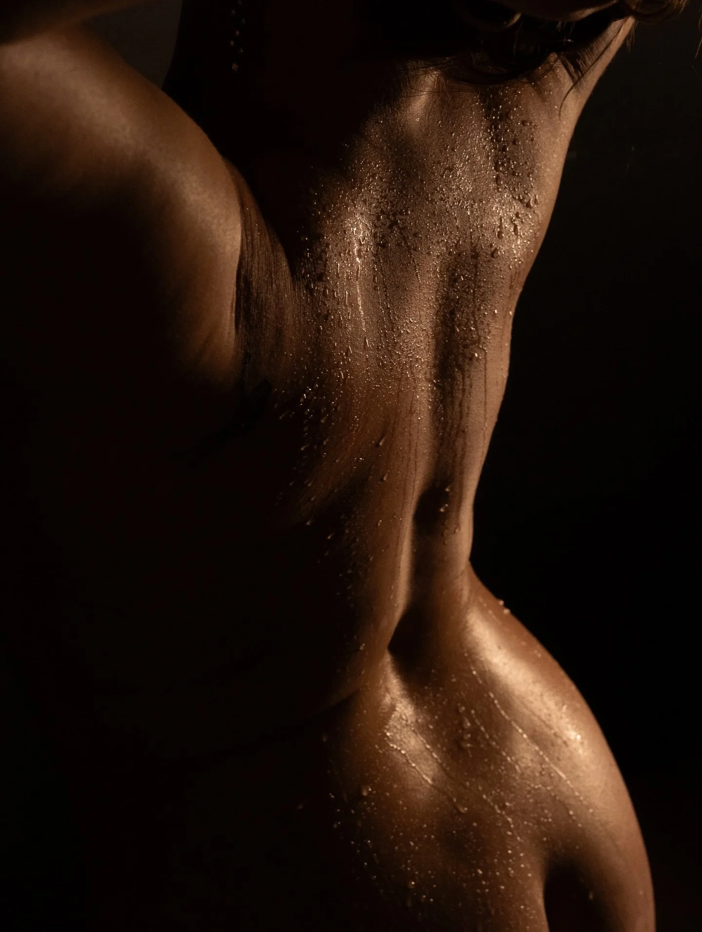 Nudescapes are officially trending. Would you add this set to your shoot? 🥵