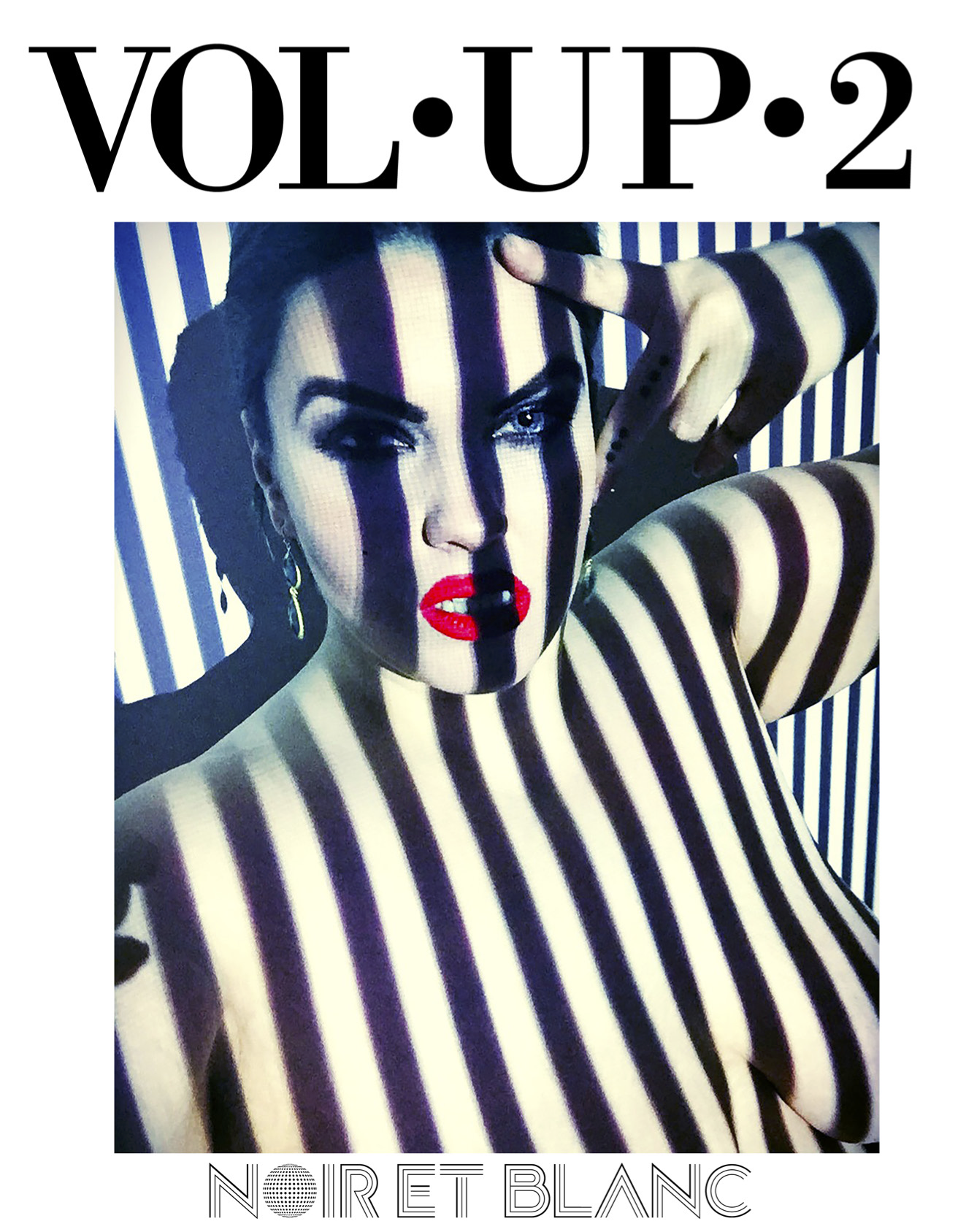 VOLUP2 BW BACKCOVER.png