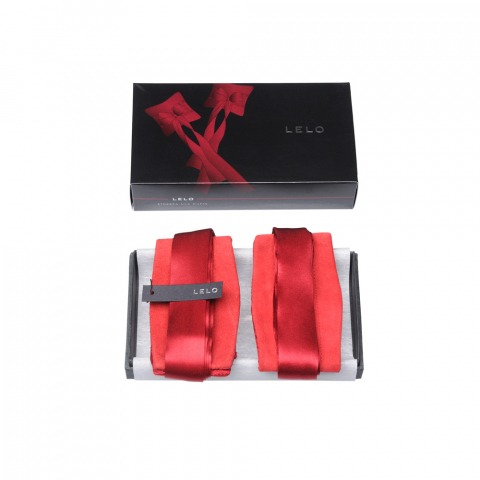 LELO_Accessories_ETHEREA_contents_red_2x_0.jpg