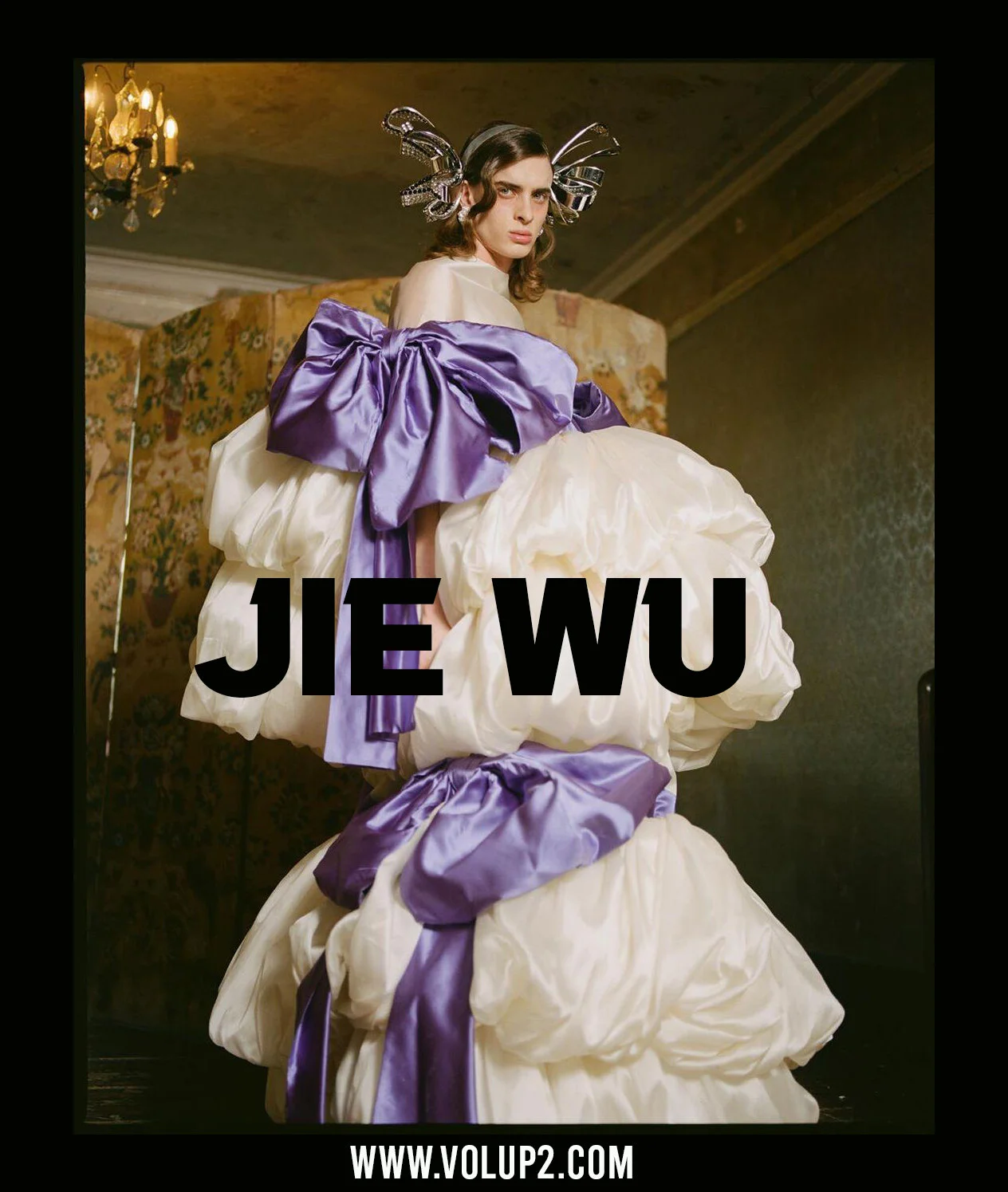 JIE WU Translated by Jordan Riviere