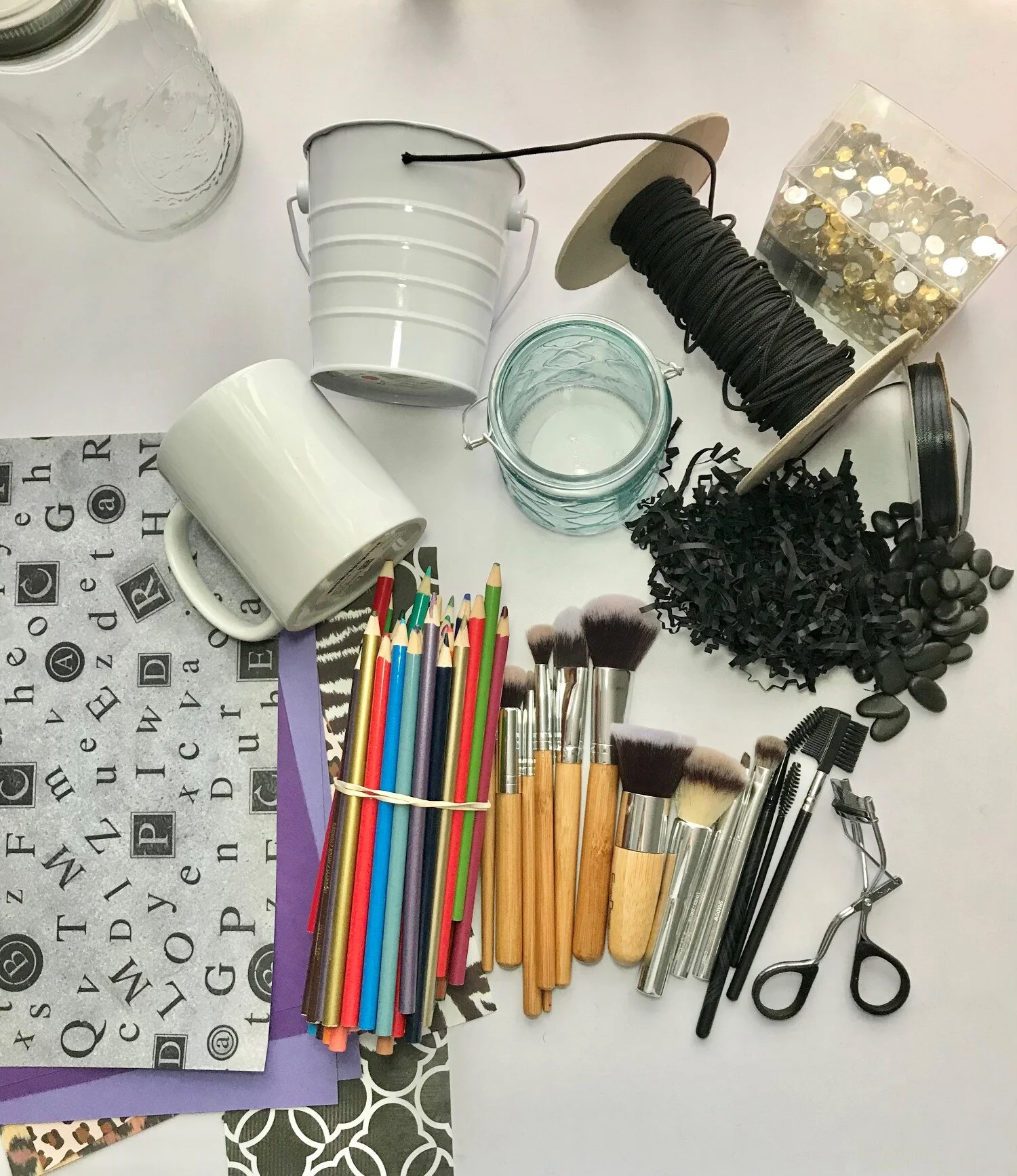 VOLUP2MakeupBrushorPencilHolderStepOneMaterials.jpg
