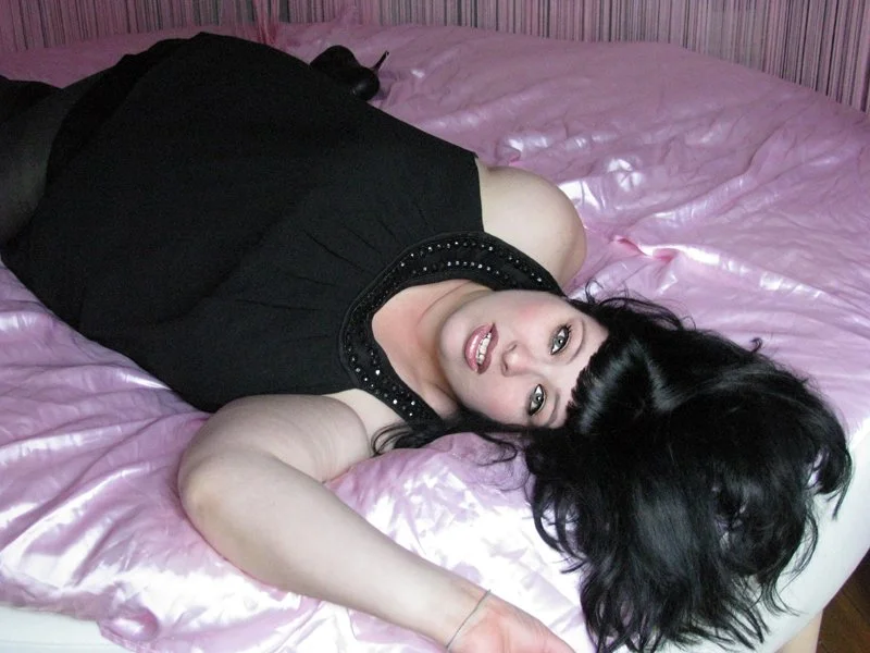 Glamour Eyes    Photos by Velvet d'Amour