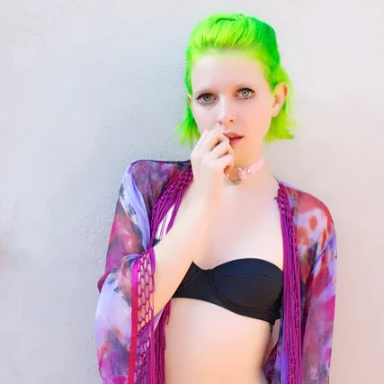  This is the photo I posted - feeling like an intergalactic space diva!