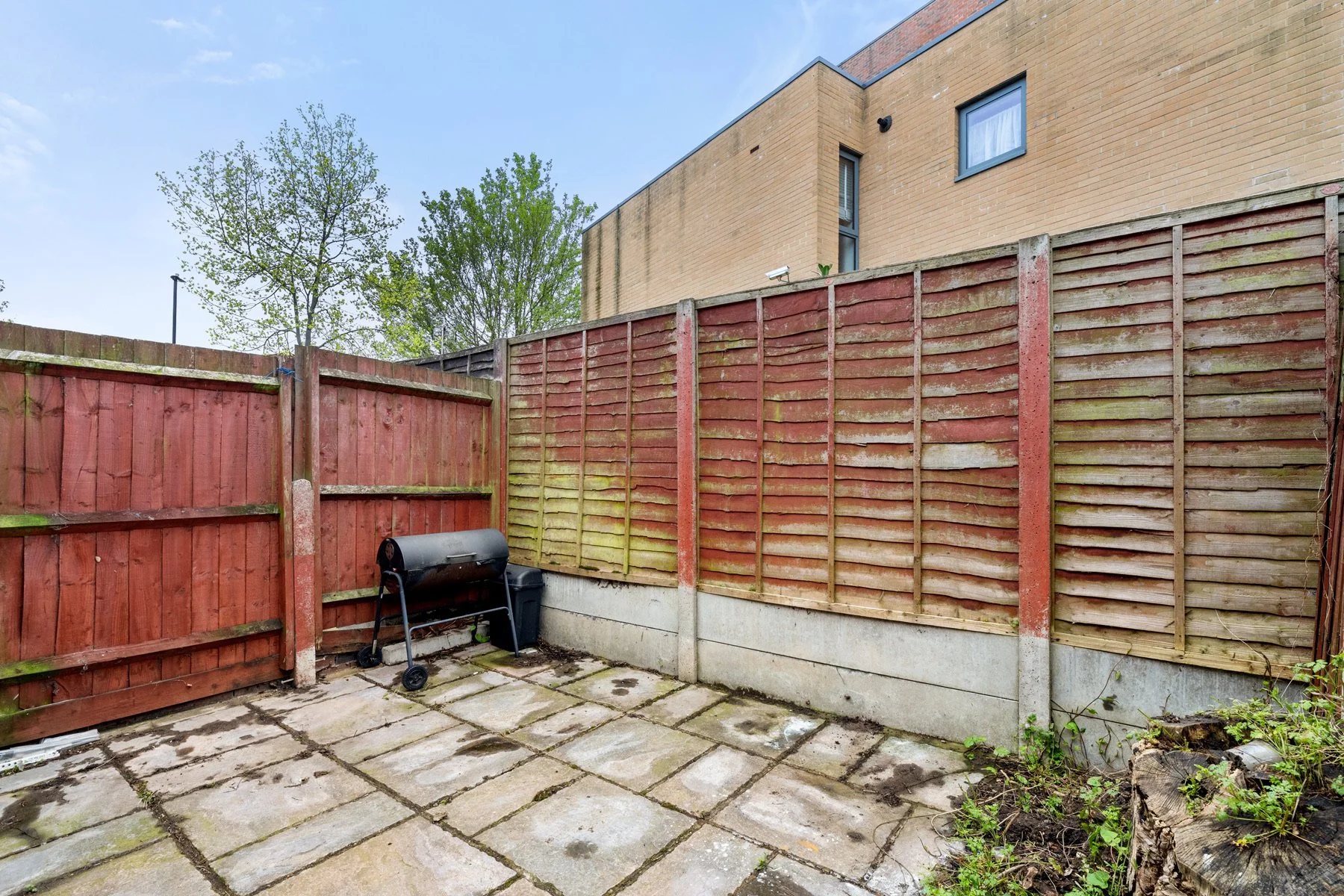 94PR Rear Garden (2).jpeg