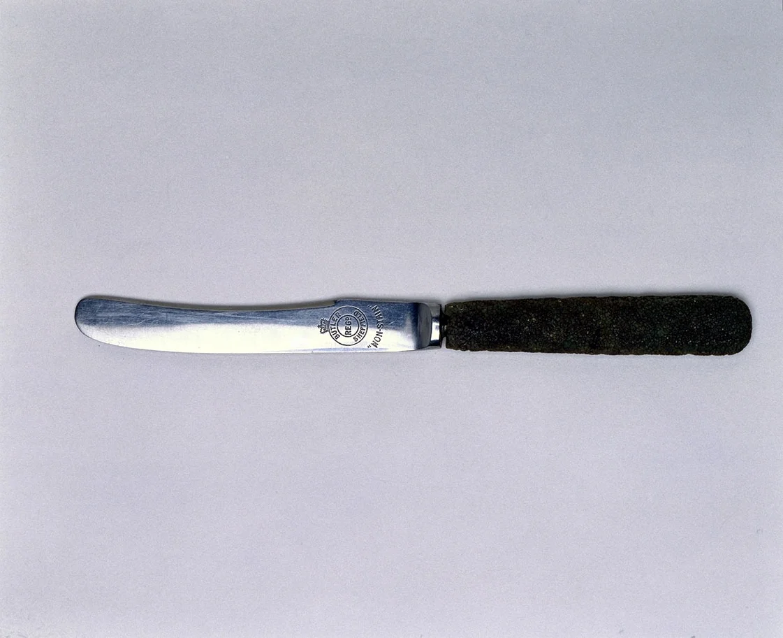 An early stainless steel knife made by Butler of Sheffield, c. 1915. © Science Museum/SSPL