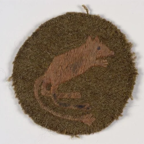 IWM Desert Rat Badge INS 5114