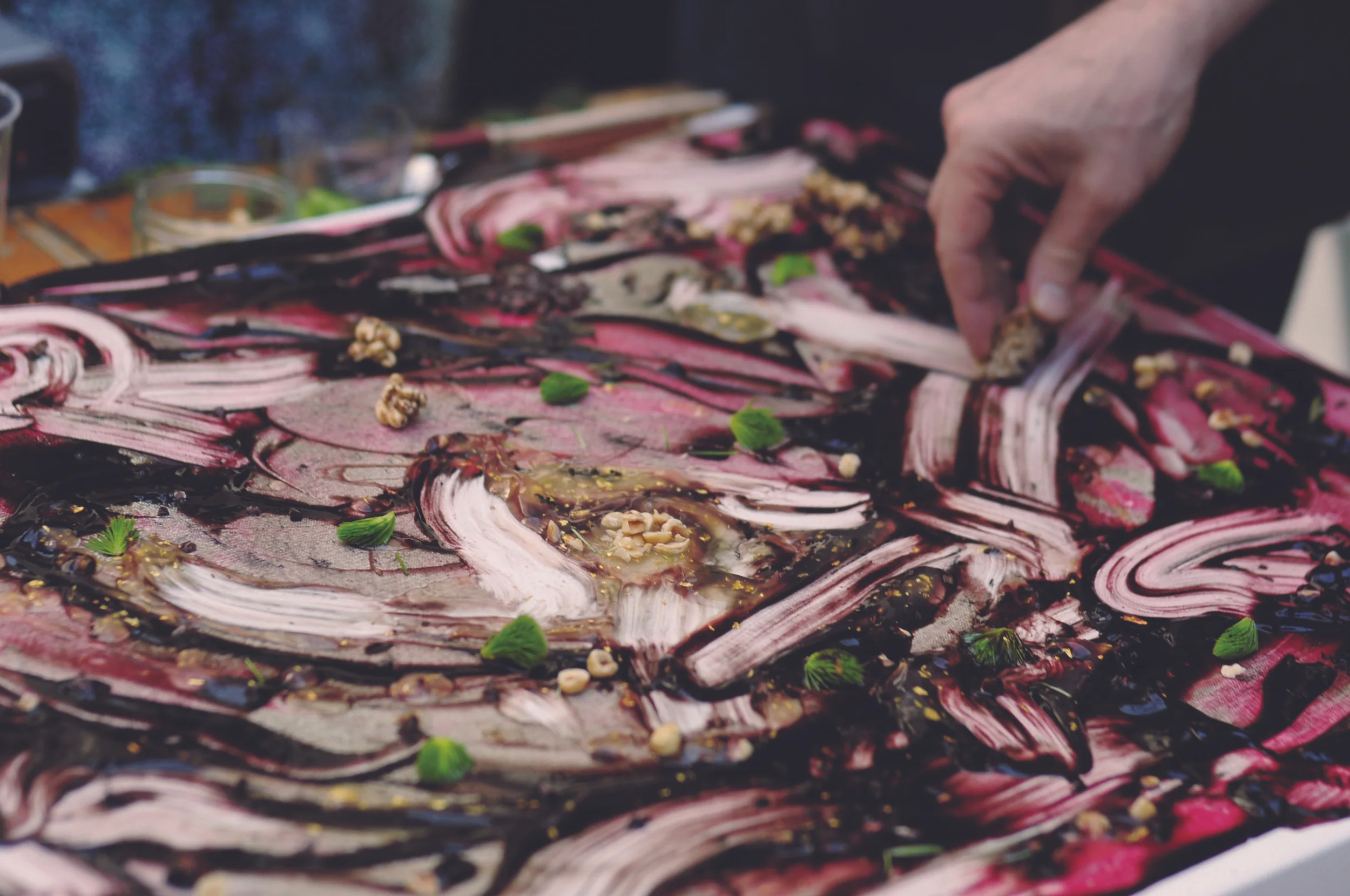 Food Painting, Daniel Ospina and Chris Lloyd, photograph by Isadora Lima de Oliveira
