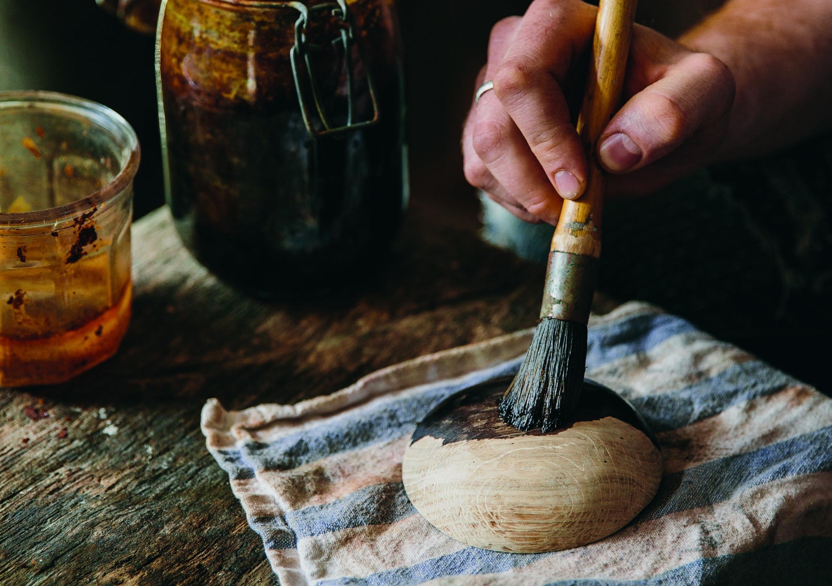 Max advises using either oak or walnut for ebonizing, due to their high tannin content. Image by Dean Hearne