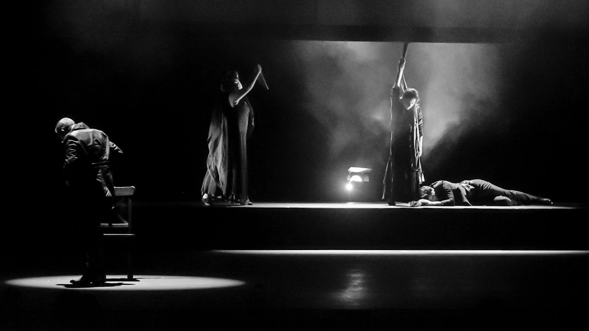 Lighting, Scenic Design, & Prod. Management: Antigona