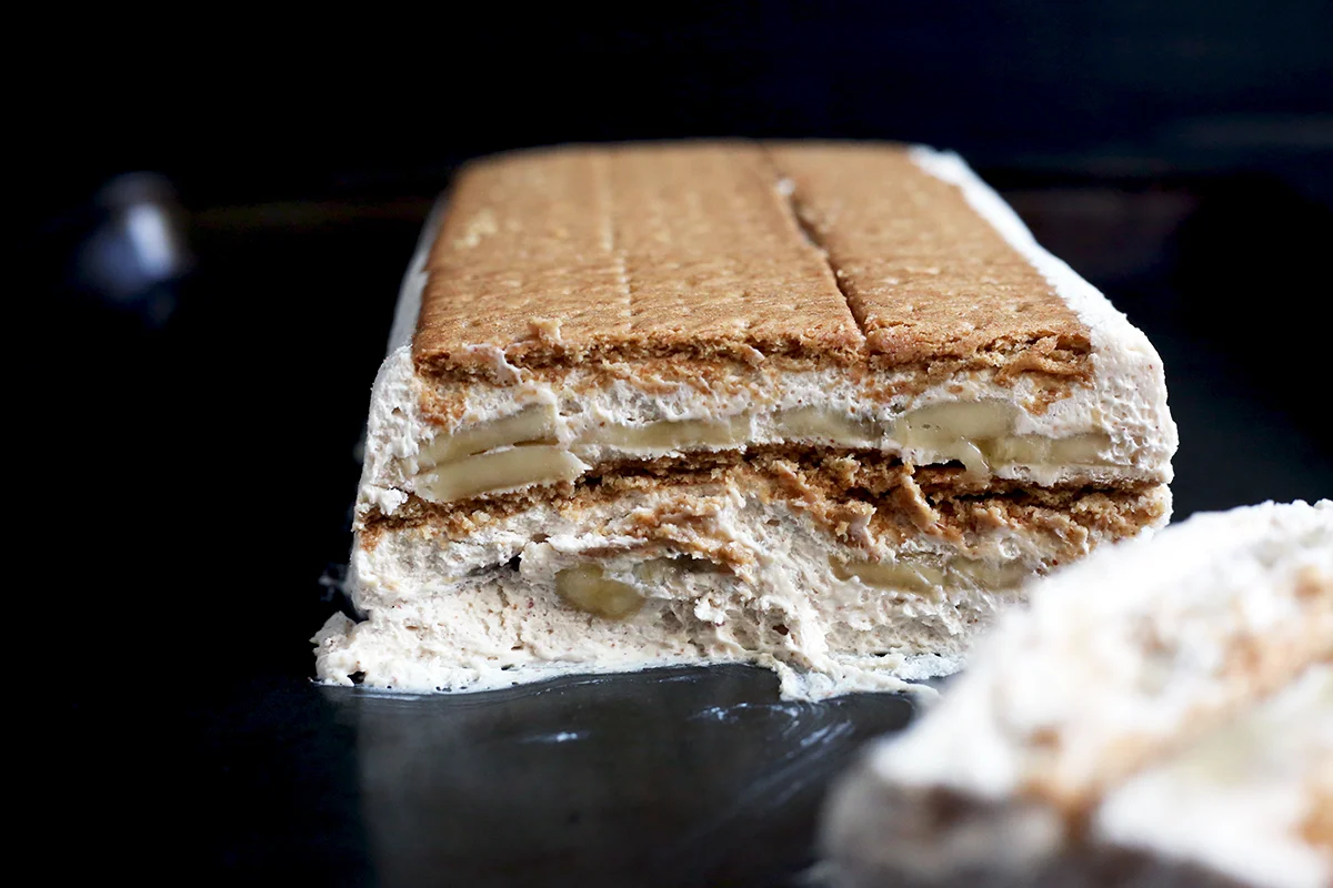 Here's a banana + peanut butter + graham cracker icebox cake! Soft on soft!