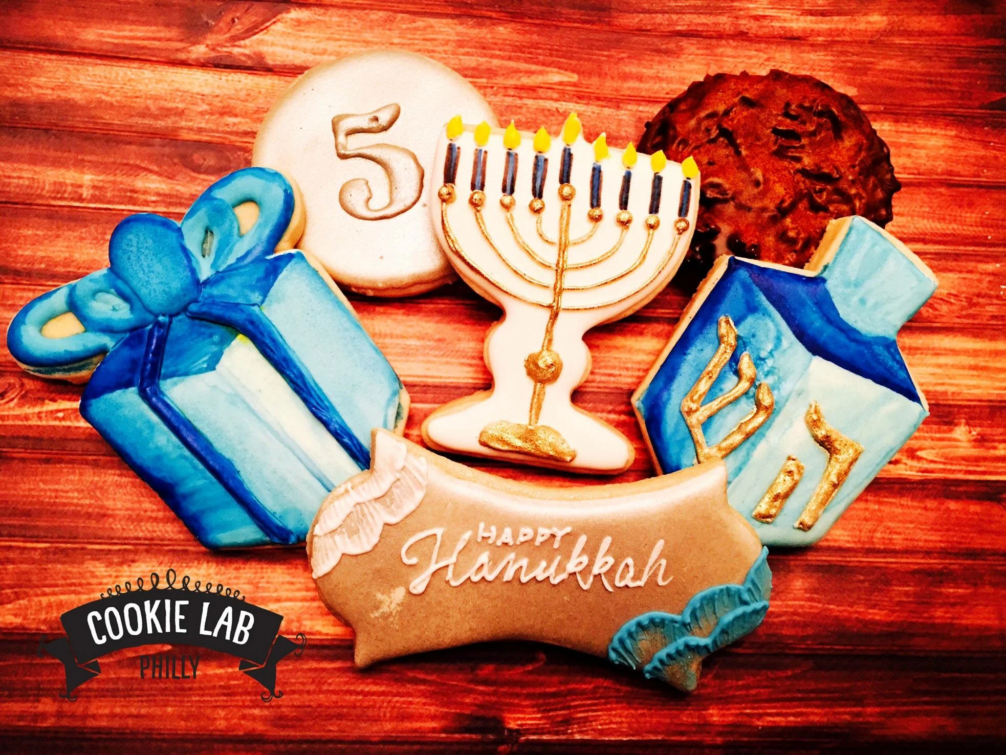 Chanukah decorated cookies