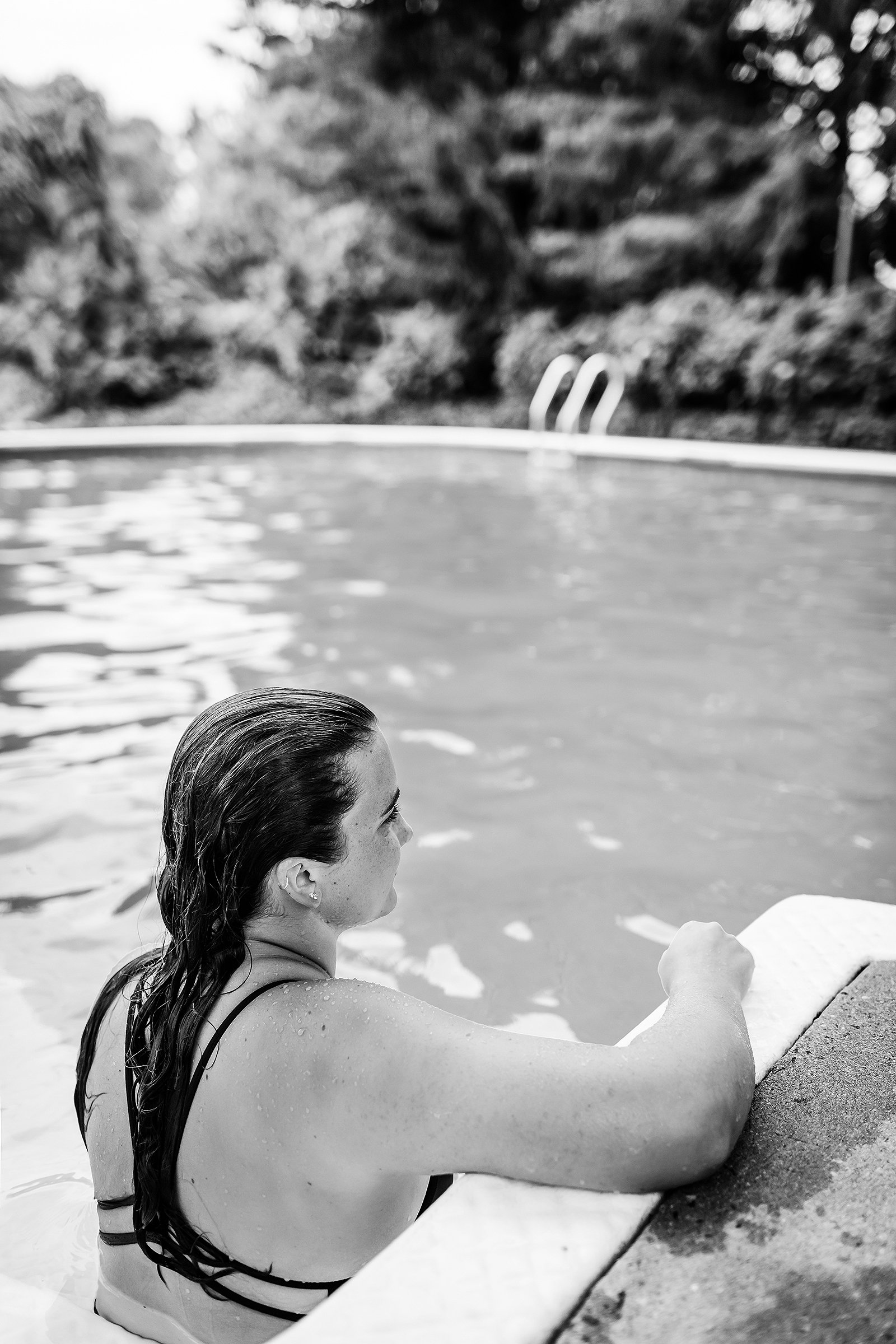 Grace-Swim-BW-9.jpg