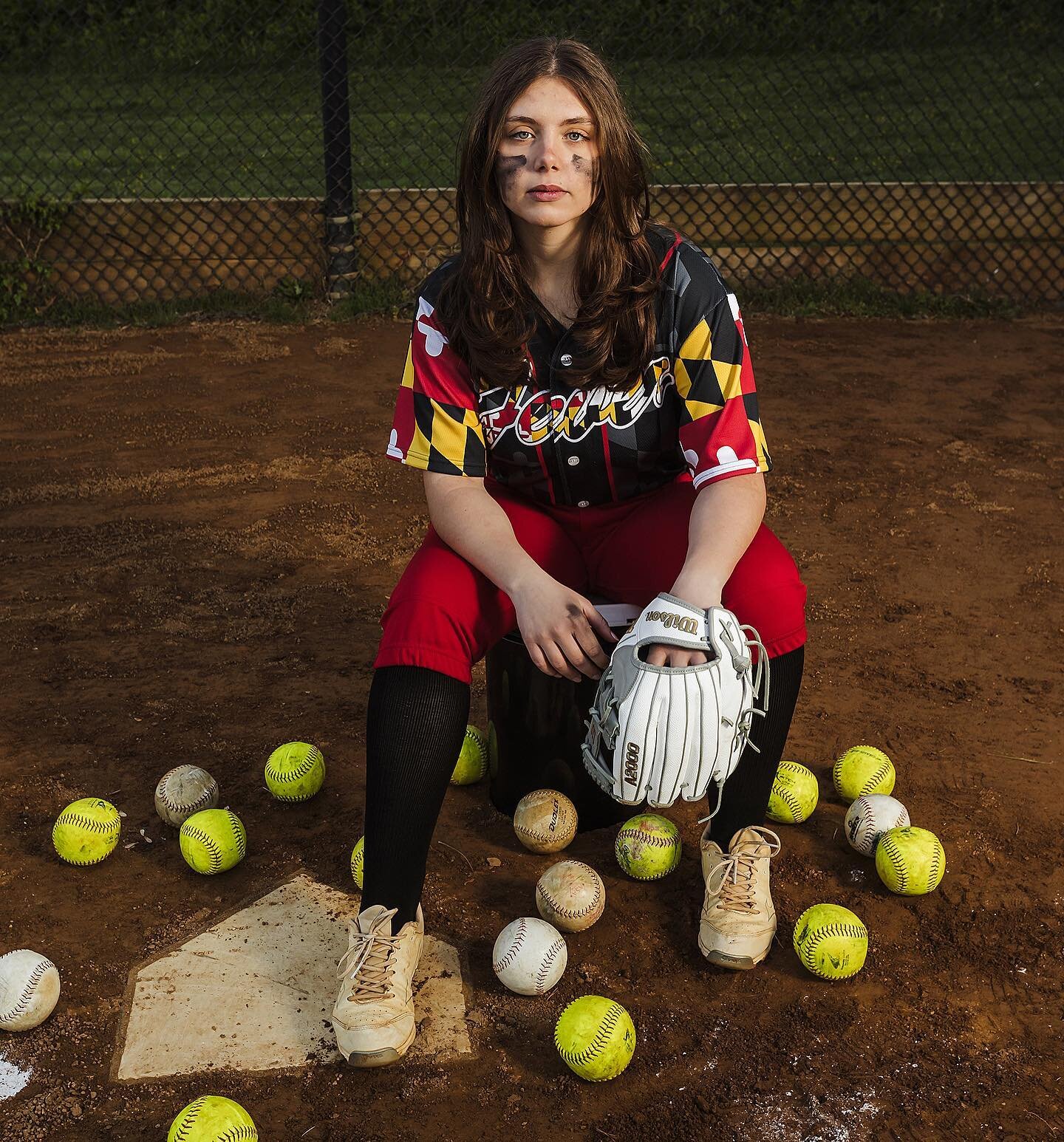 Senior softball portraits! 🥎  #classof23 #seniorportraits #seniors #senioryear #seniorphotographer #graduation #seniorphotos #graduate  #seniorpics #portraits #highschool #softball #softballphotos  #damascushornets #damascushighschool #dhsmd #damasc