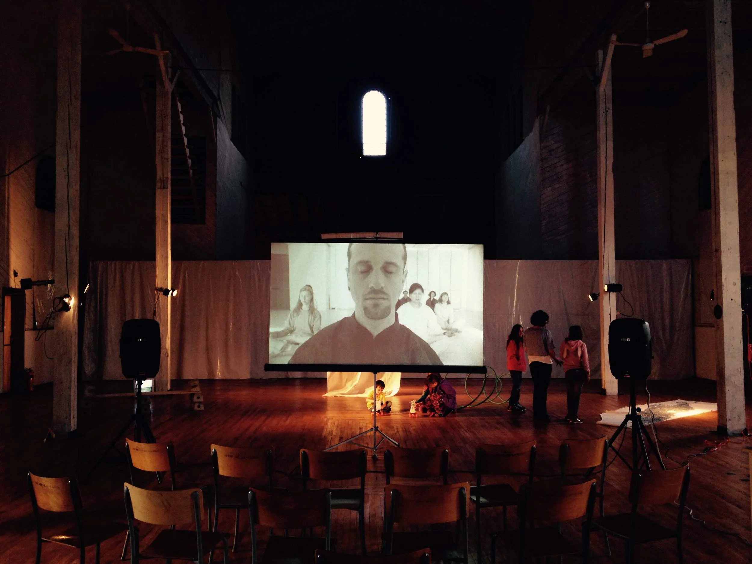 Technical rehearsal for the screening of 20-22: ALPHA at Galerie de la Fondation Huhomiste (www.20-22.com)