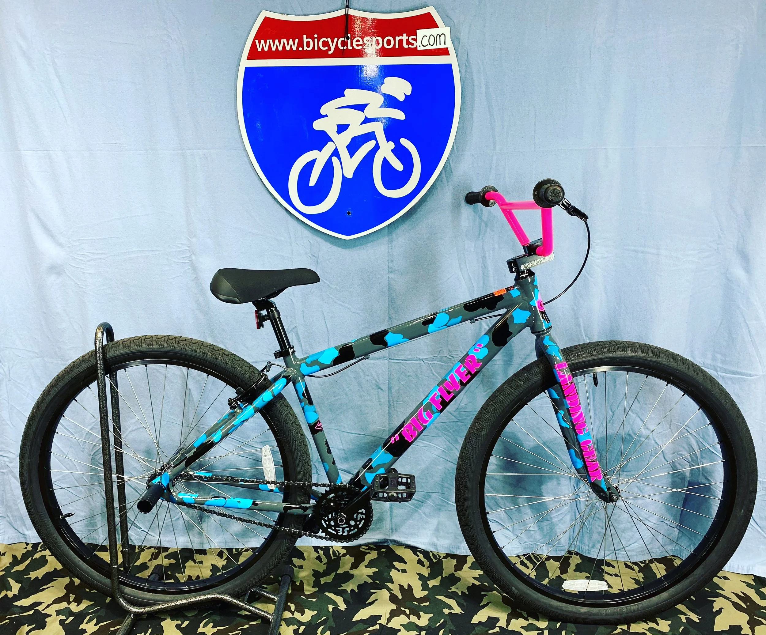 SE Bikes, HARO Bikes Premium Bikes, BMX 