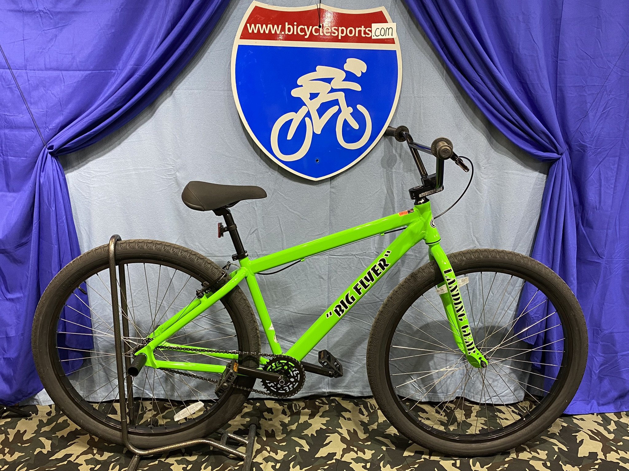 SE Bikes, HARO Bikes Premium Bikes, BMX 