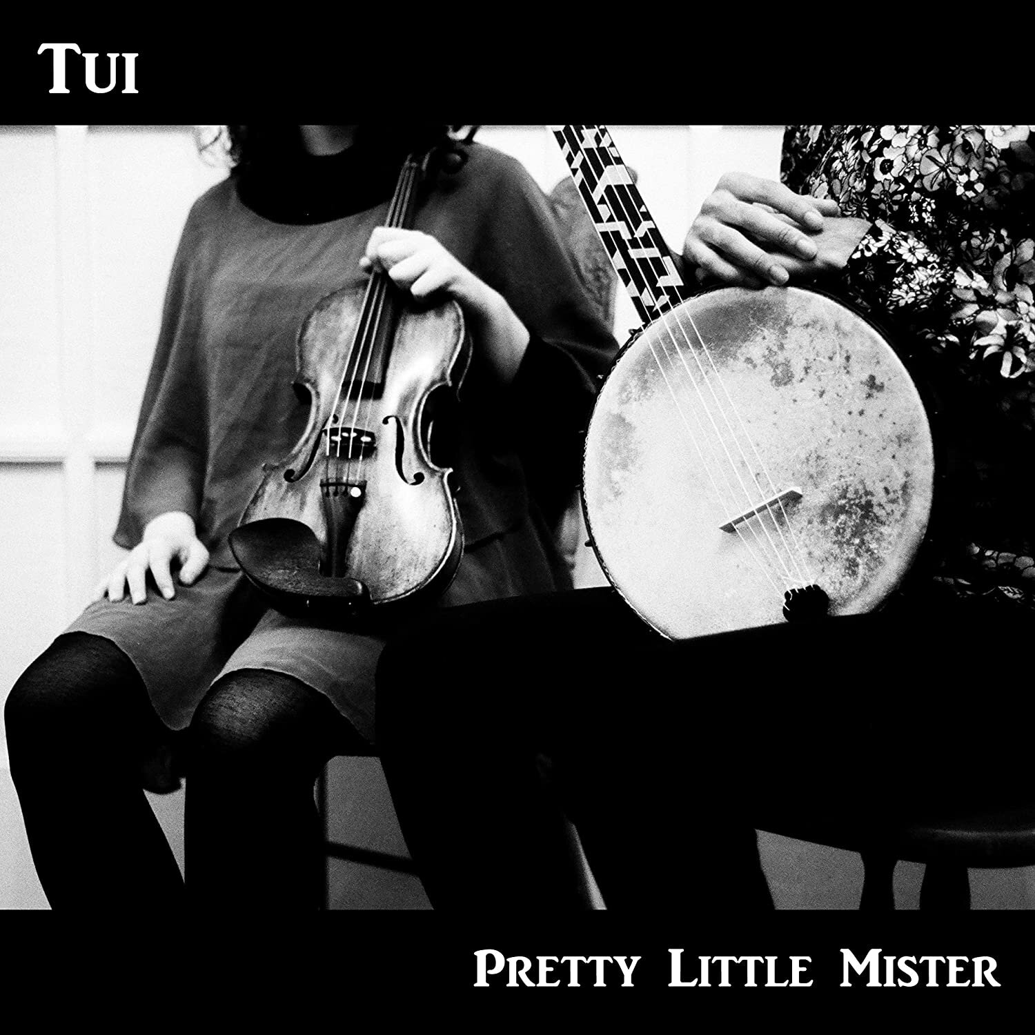 <b>Tui</b></br>Pretty Little Mister</br><I><small>Stereo Master</small></I>