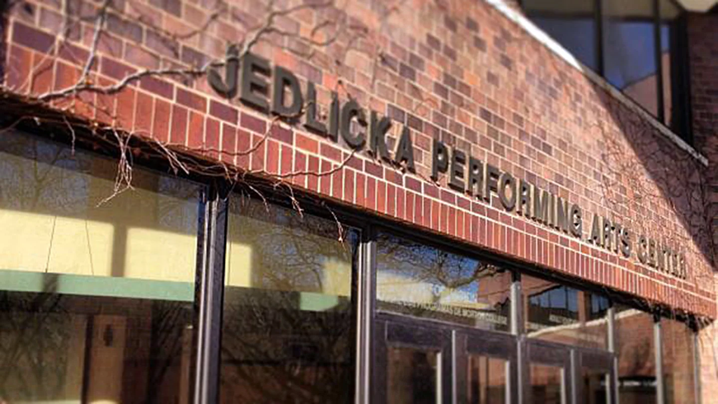Jedloicka building.jpg