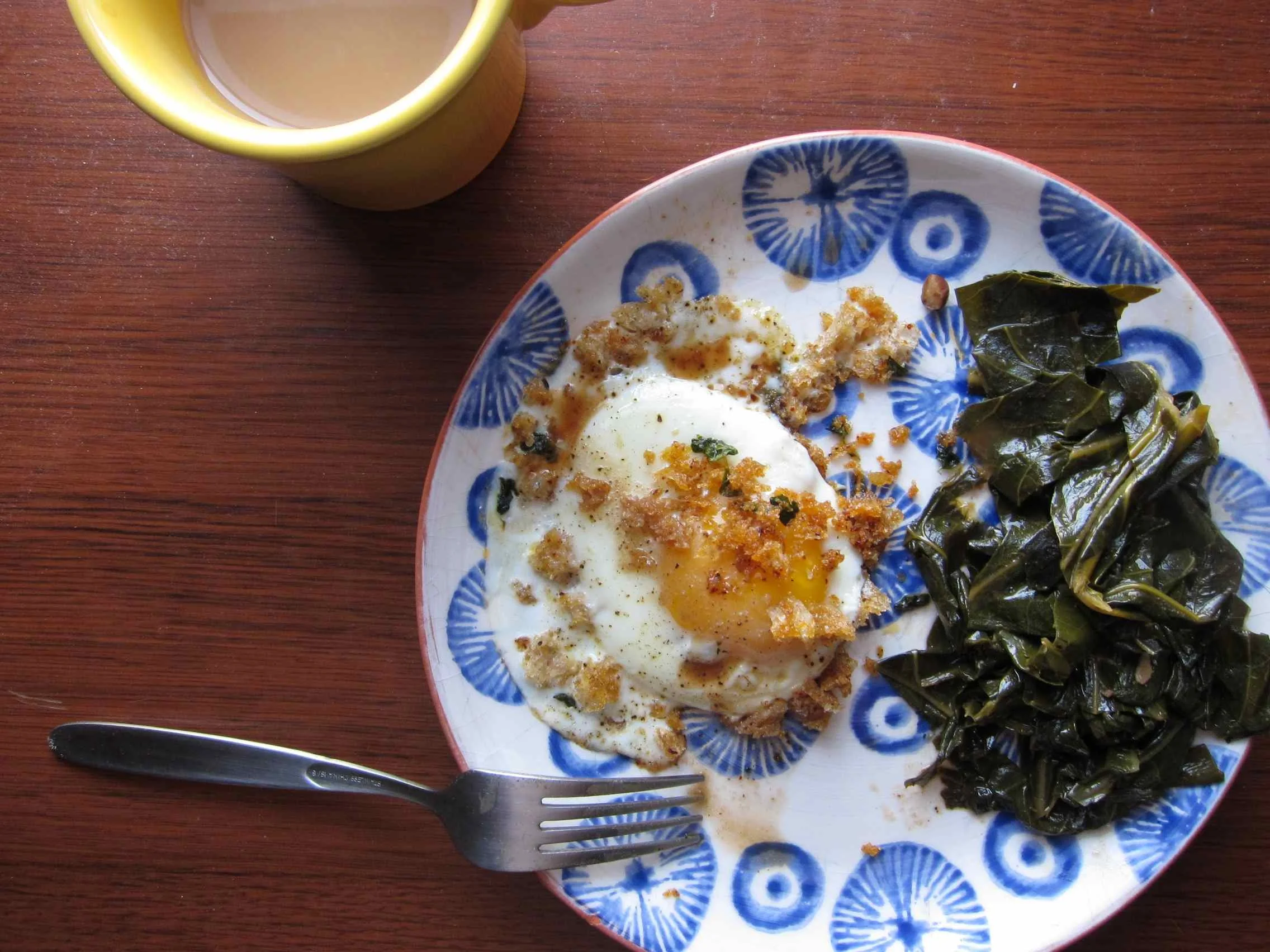 One fried egg, many bread crumbs