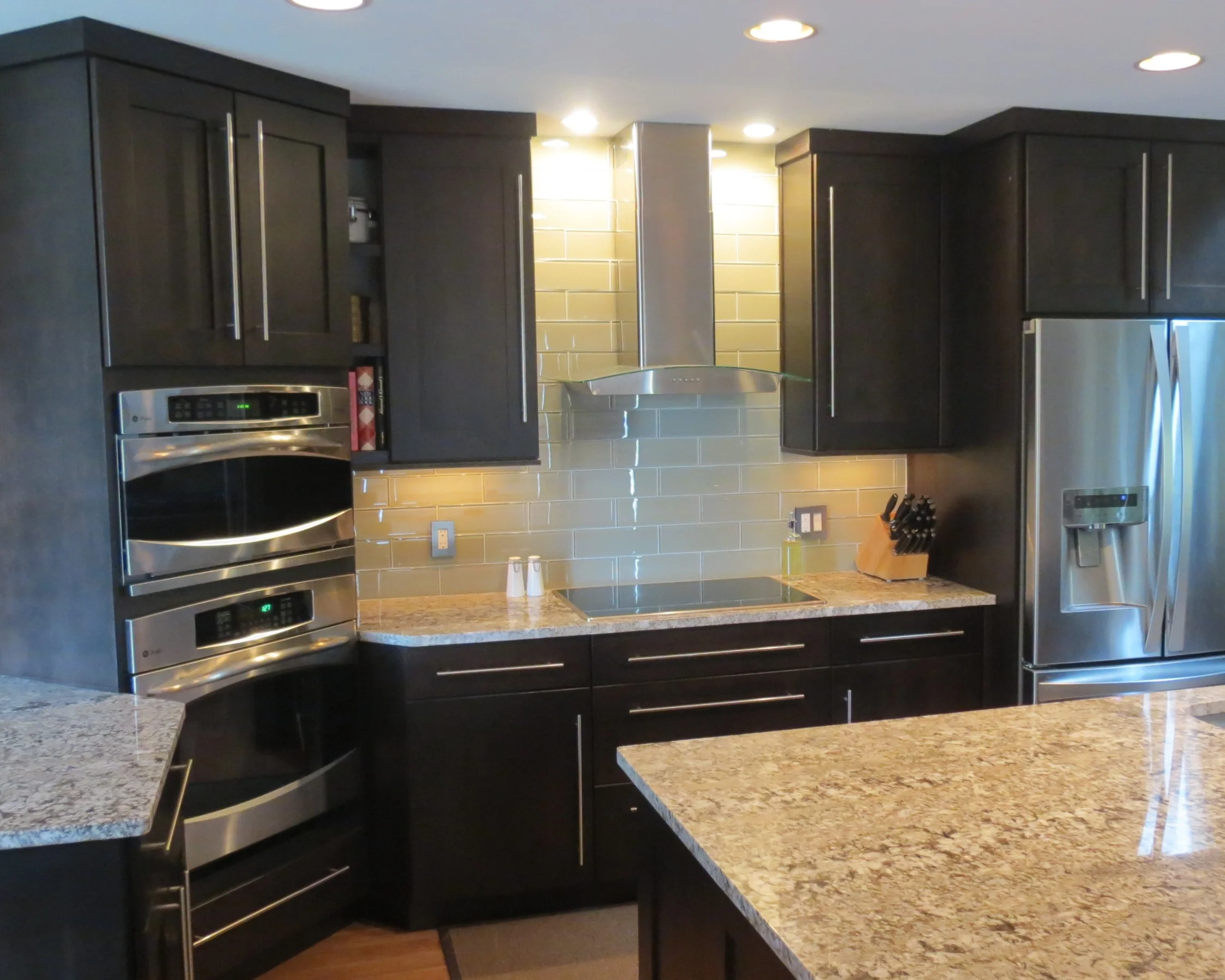 Highlands Ranch Kitchen Tile 2013.jpg