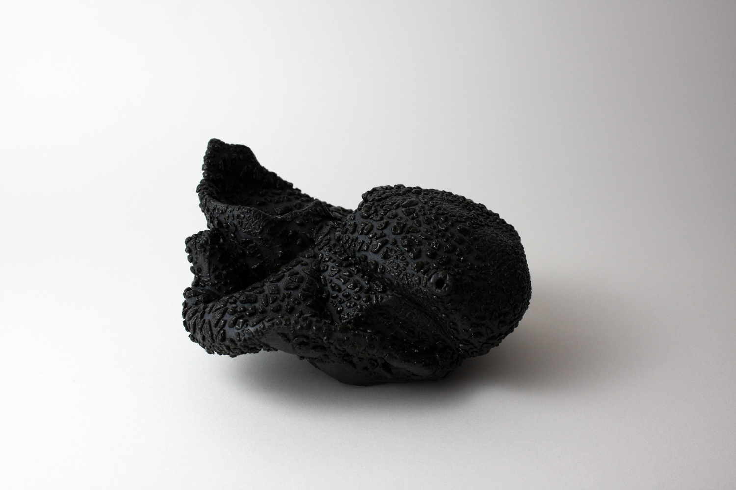  2016  4 x 7 x 6.5 inches  Glazed Ceramic 