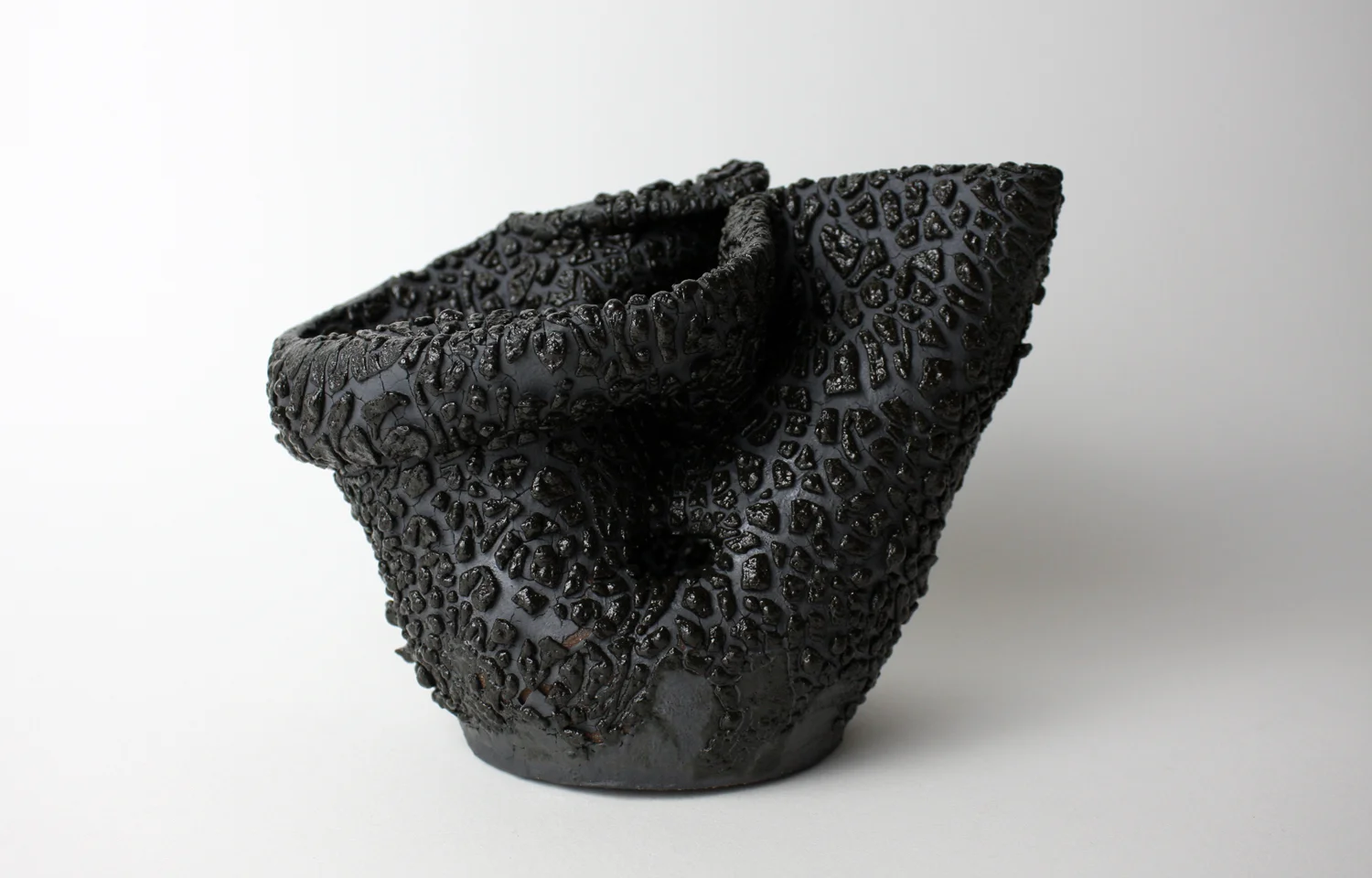  2016  5.5 x 7.5 x 4.5 inches  Glazed Ceramic 