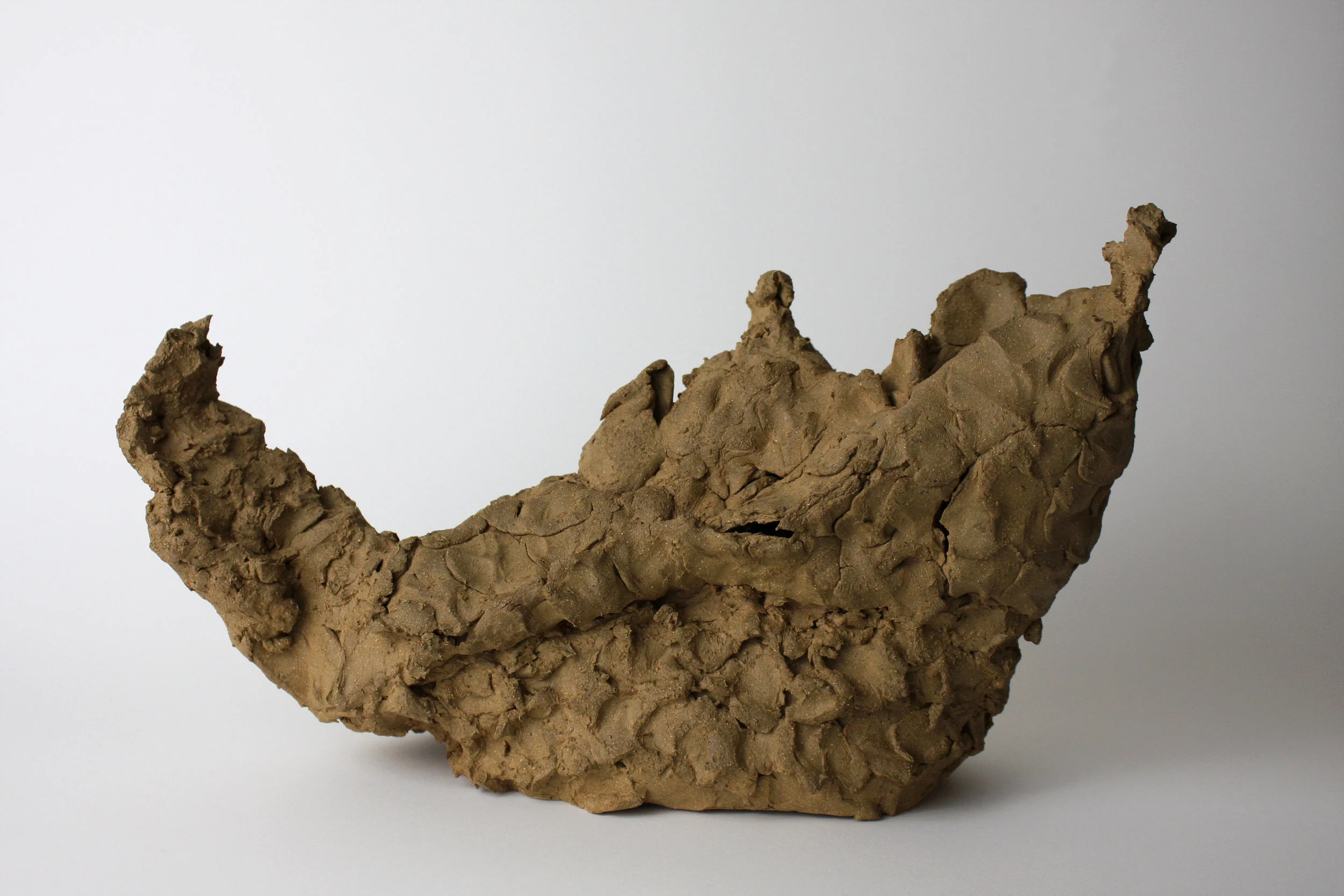 2017  8 x 13.5 x 5.5 inches  Ceramic 