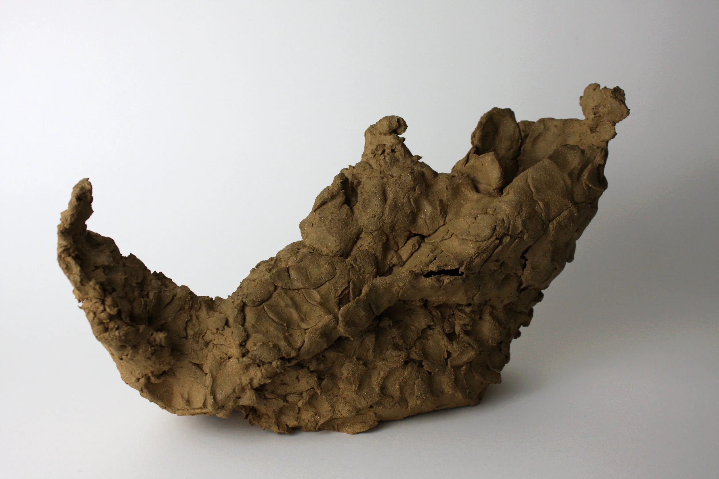  2017  8 x 13.5 x 5.5 inches  Ceramic 