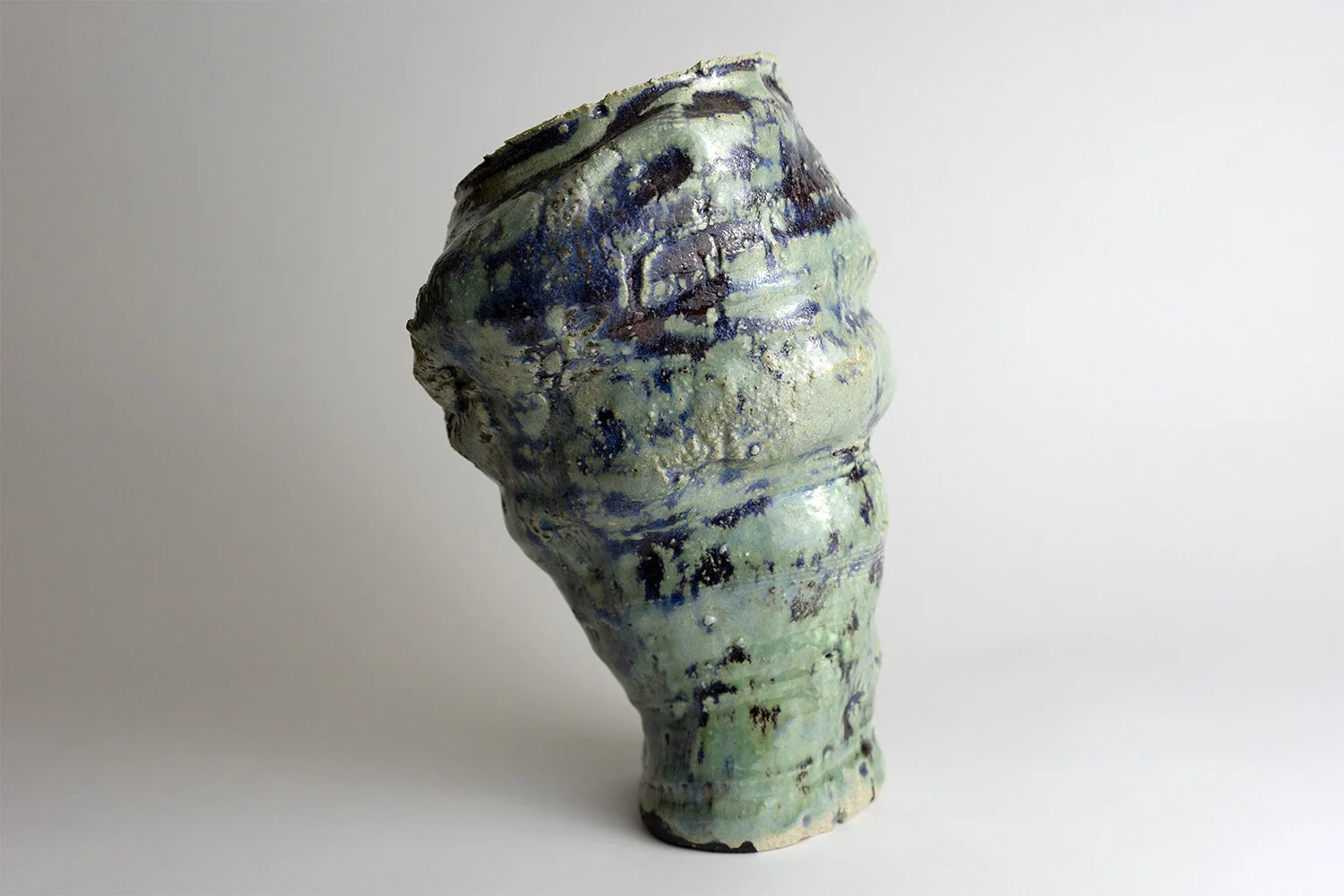  2020    12.5 x 9 x 7.5 inches     Glazed Ceramic 