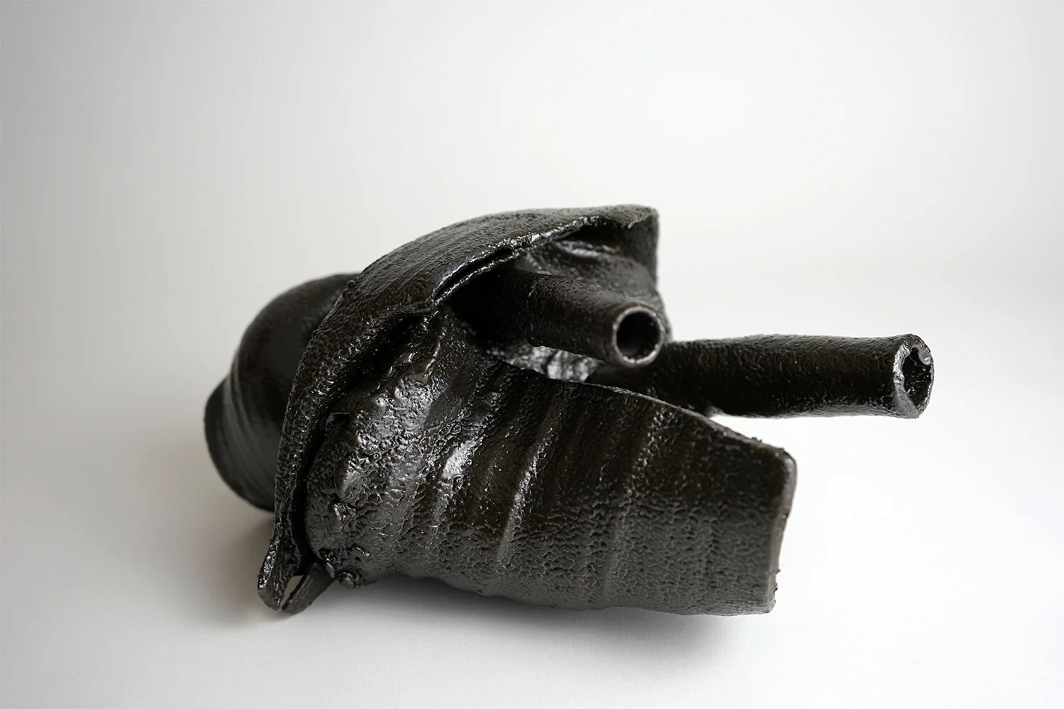  2020    5 x 11 x 6.5 inches     Glazed Ceramic 