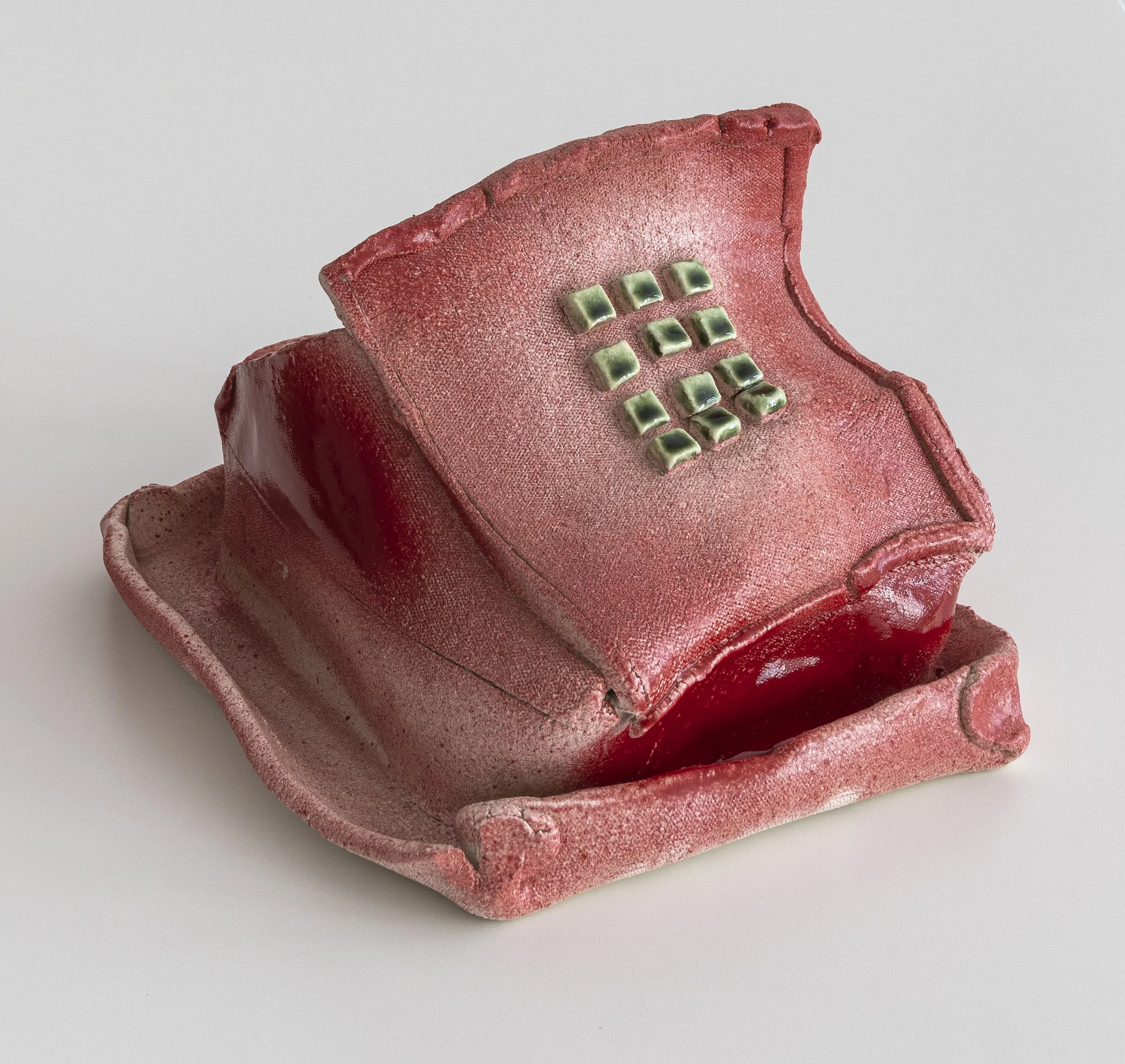  uncall  2022  7.5 x 11 x 12.5 inches  Glazed ceramic 