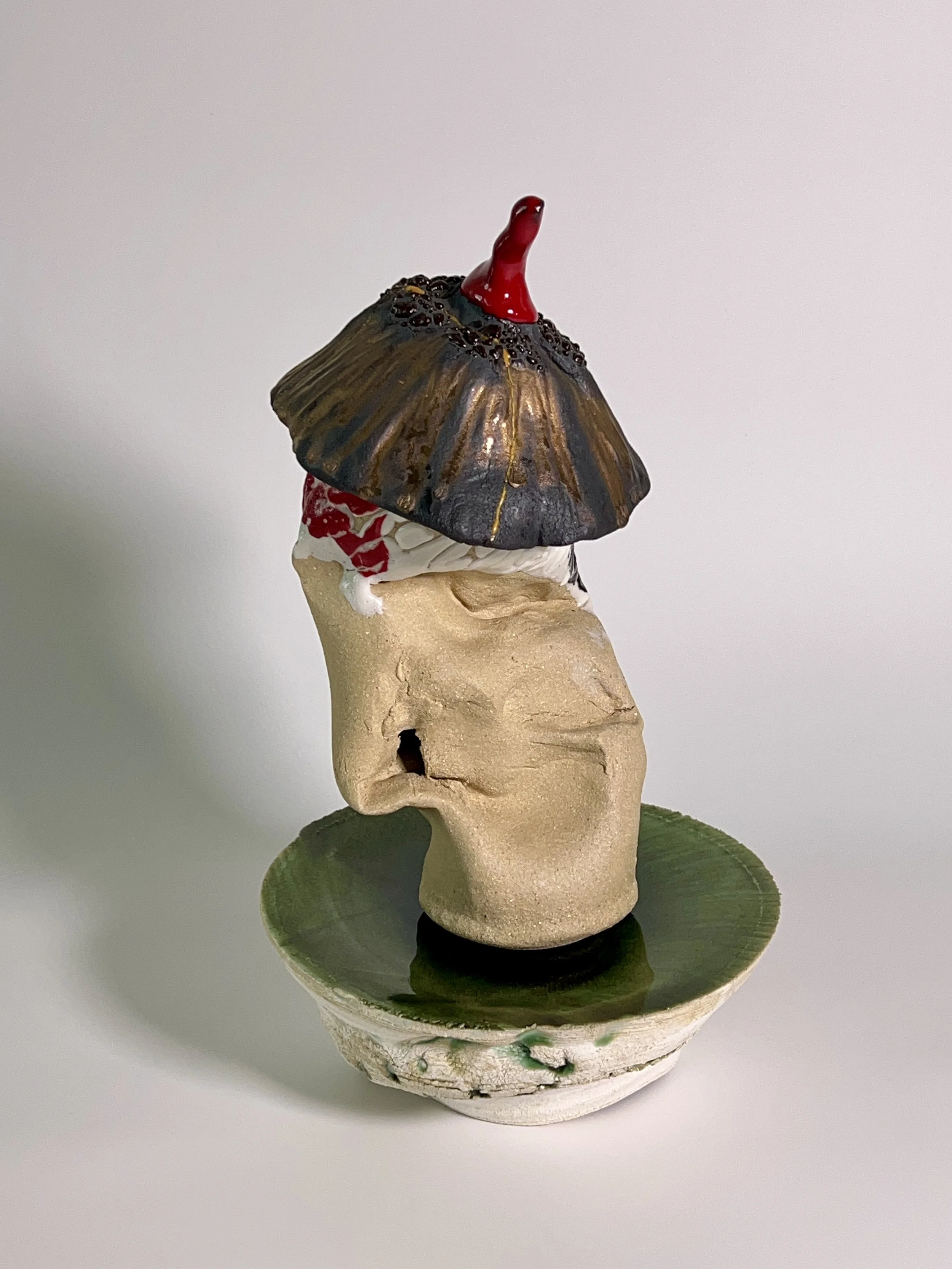  2025  Glazed ceramics, epoxy, epoxy glue, gold pigment powder&nbsp;  16 × 9.5 × 9.5 inches 