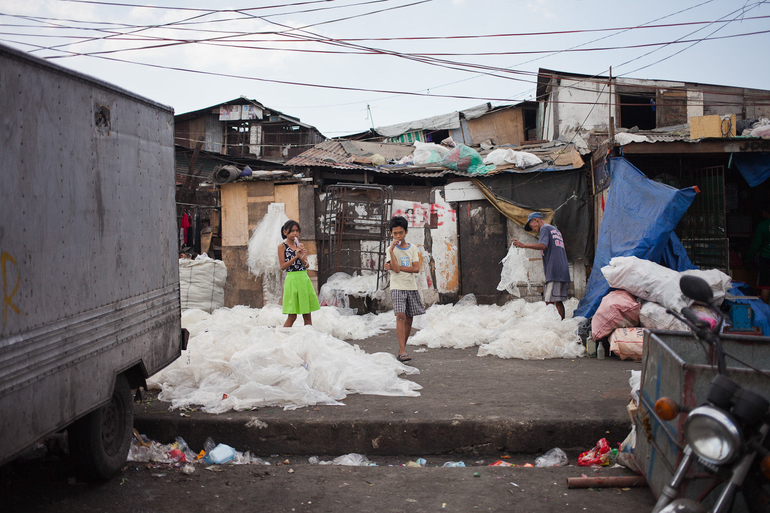 Tondo-slum-18.jpg