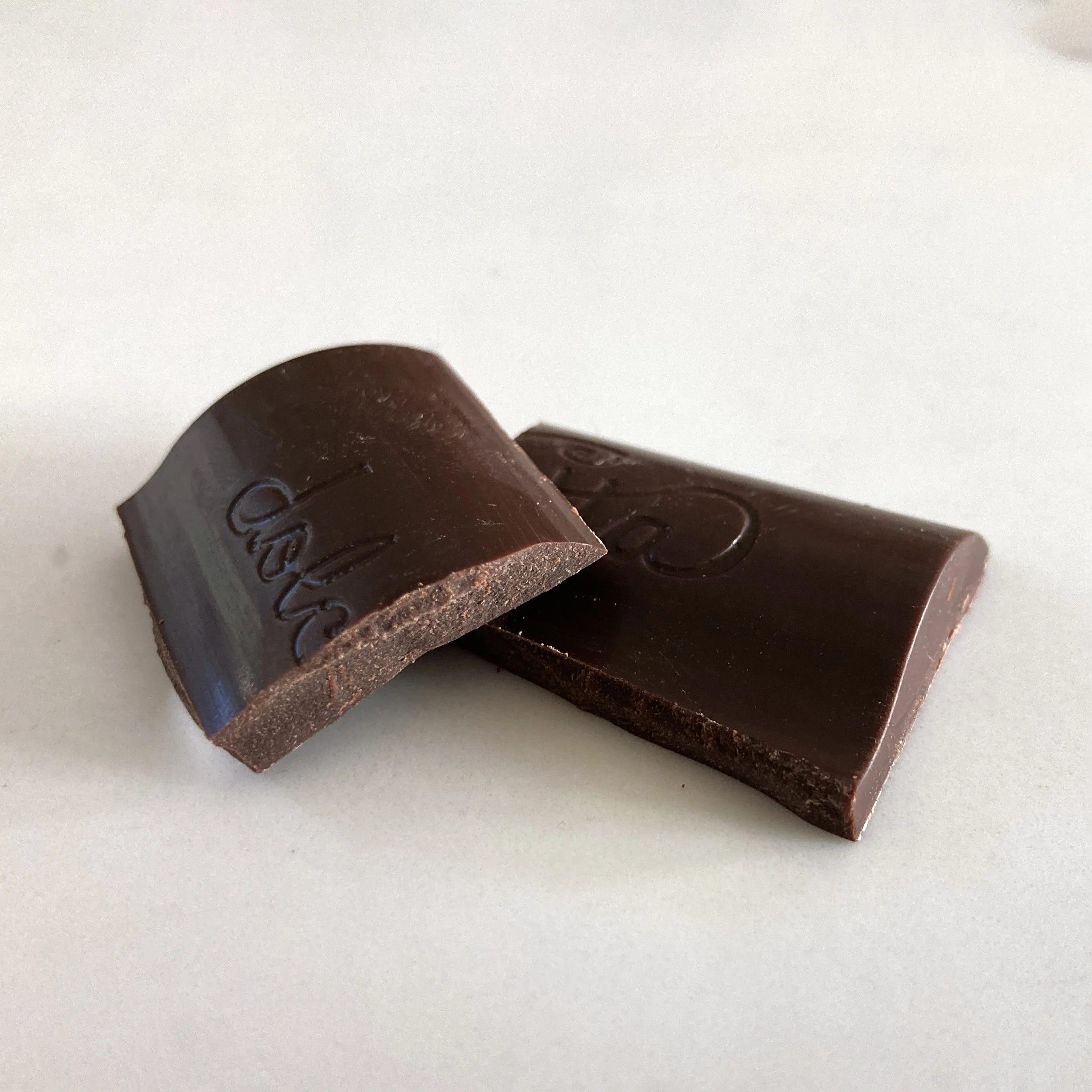 Dolcetta_DarkChocolateBar_Inside.jpg