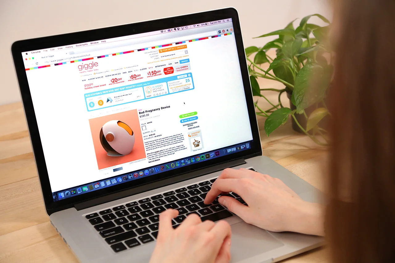Baby Registry Gift: The product would be sold at premium baby and maternity stores such as Giggle, and make for an ideal baby registry item as a personalizable, one-of-a-kind gift.